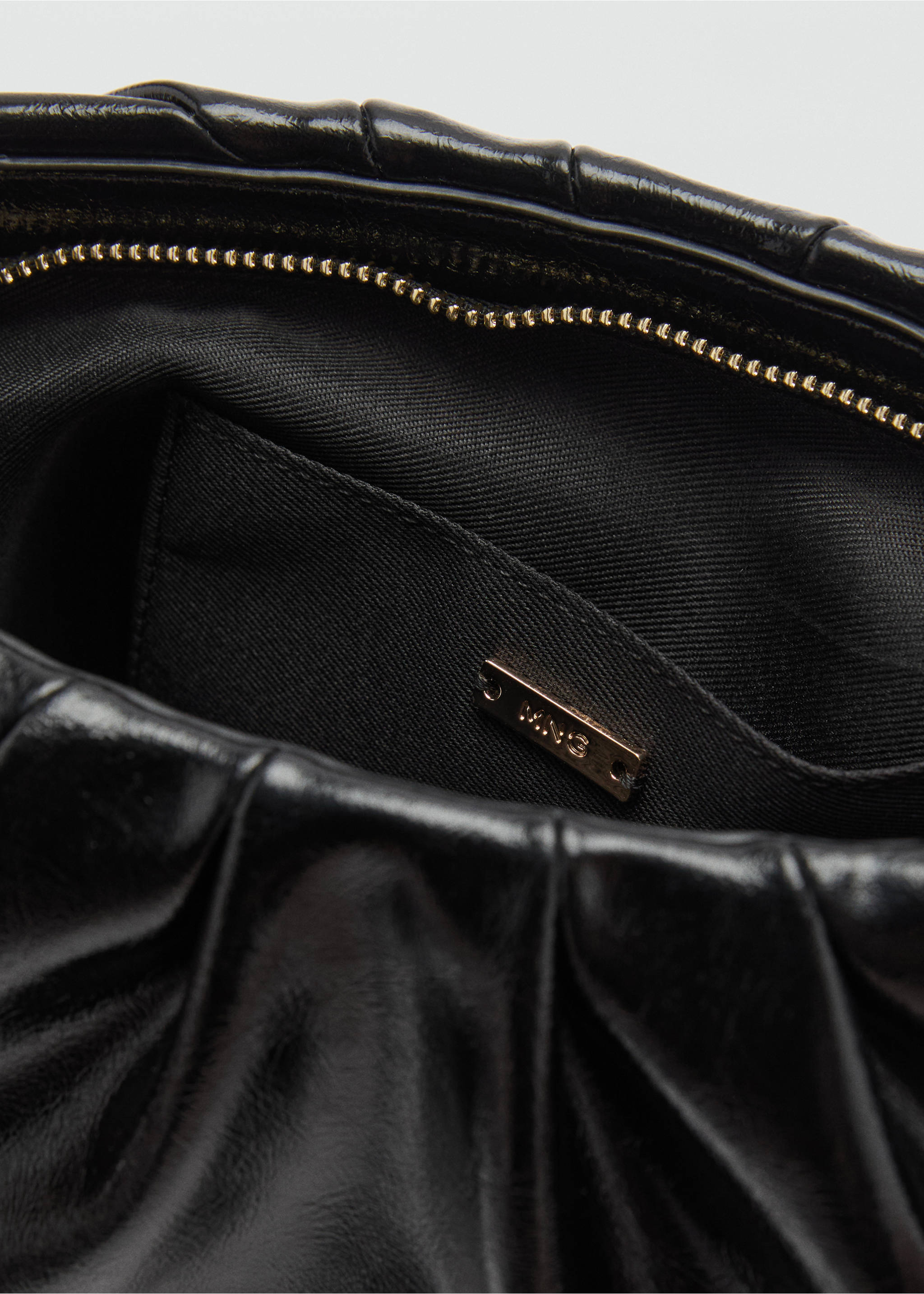 Bossa mà embuatada - Detall de l'article 3, Negre. Ref: 87040424-00.