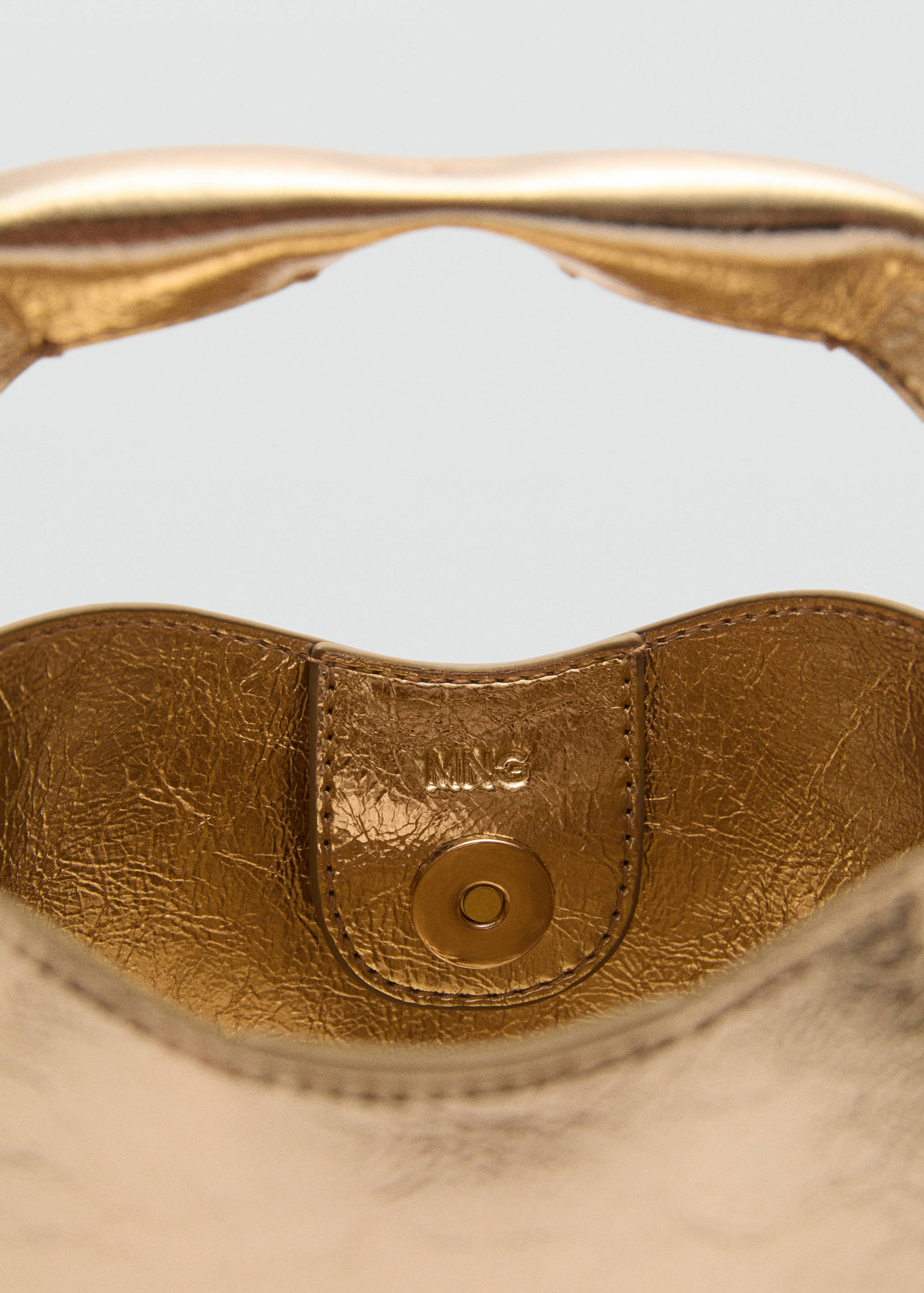 Handtasche mit Metallic-Effekt - Detail des Artikels 2