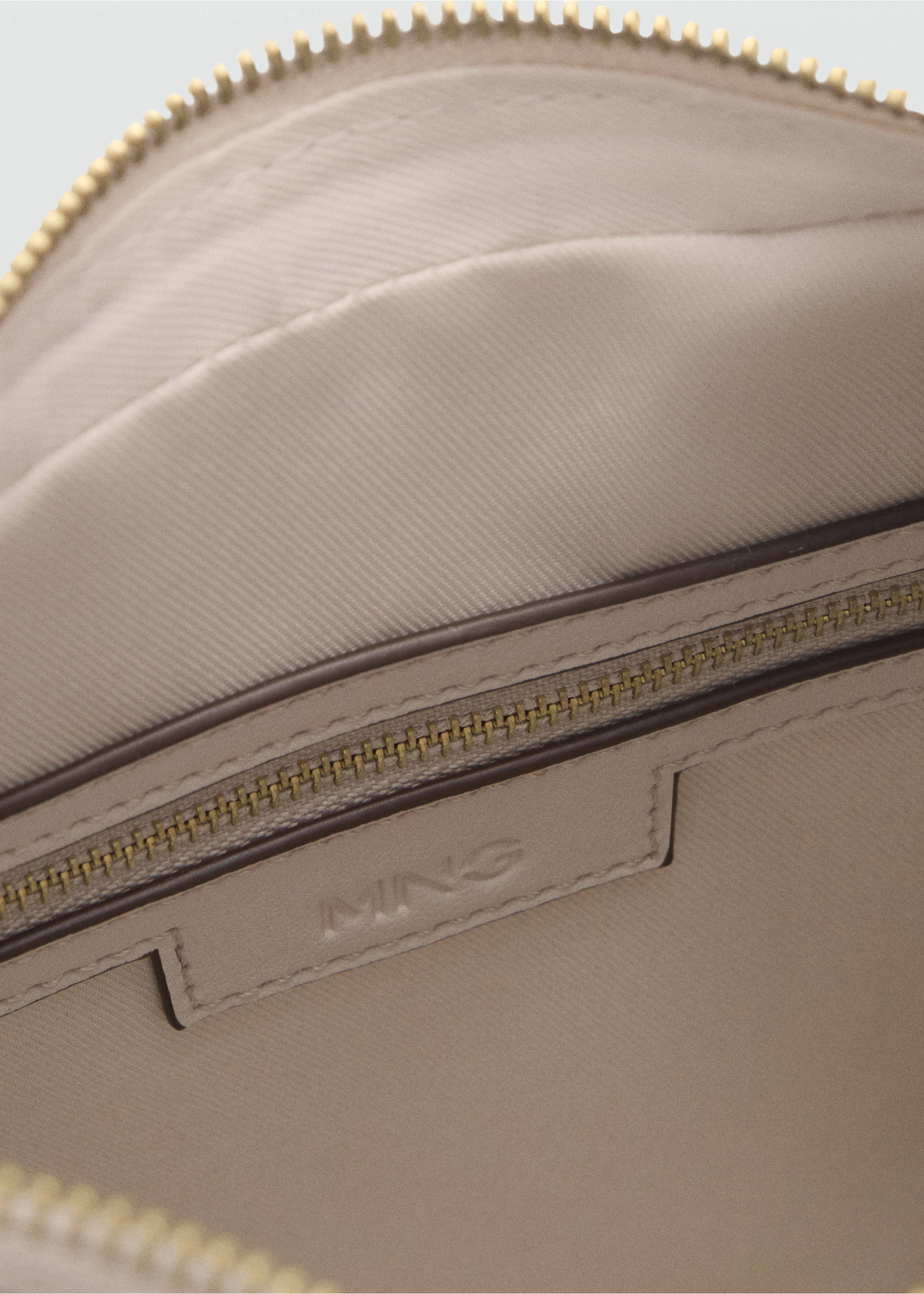 Bolso hombro ovalado - Detalle del artículo 3, Blanco roto. Ref: 87040445-00.