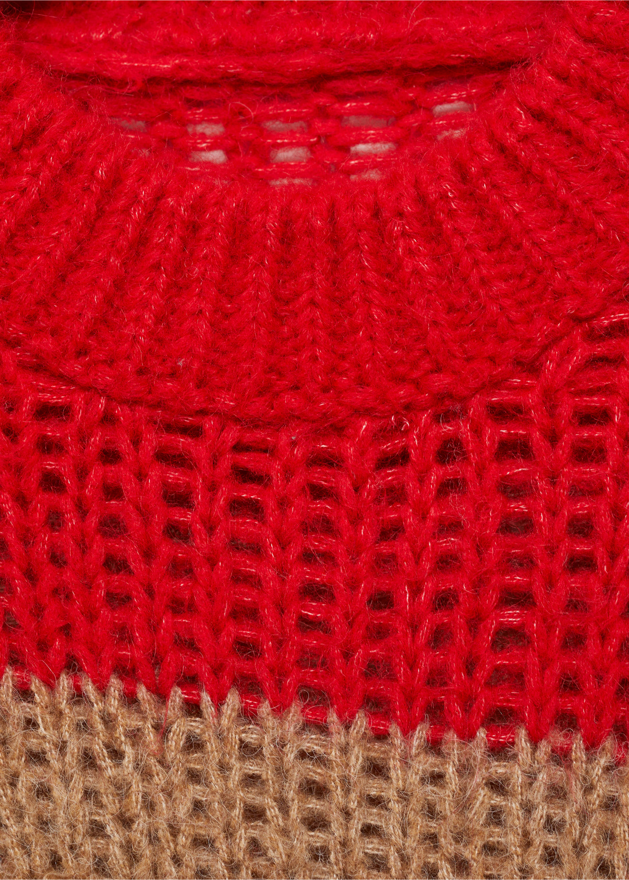 Chunky-knit striped sweater - Details of the article 8, Red. Ref: 87040453-00.