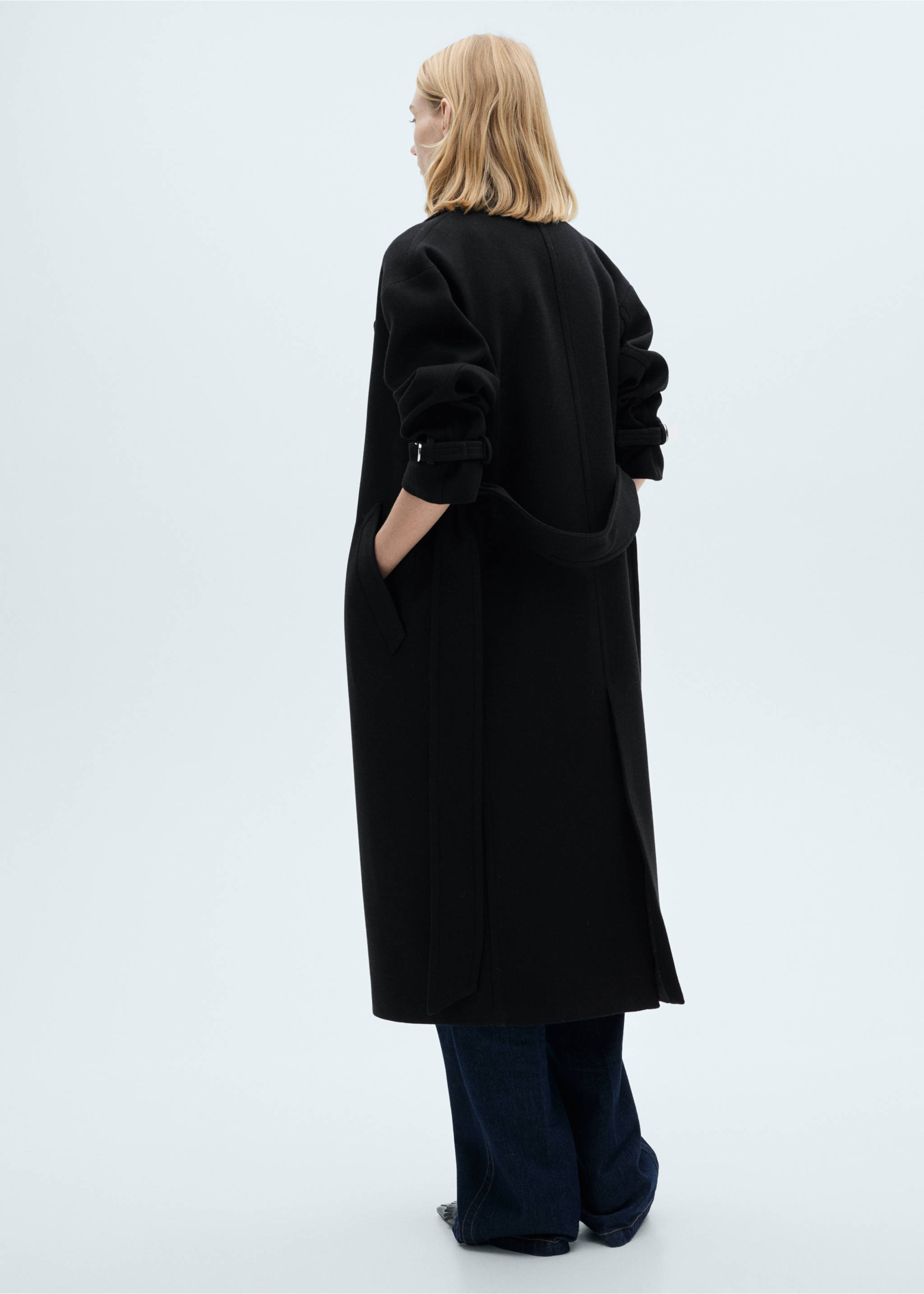 Manteco wool coat with oversized lapels - Reverse of the article, Black. Ref: 87040454-00.