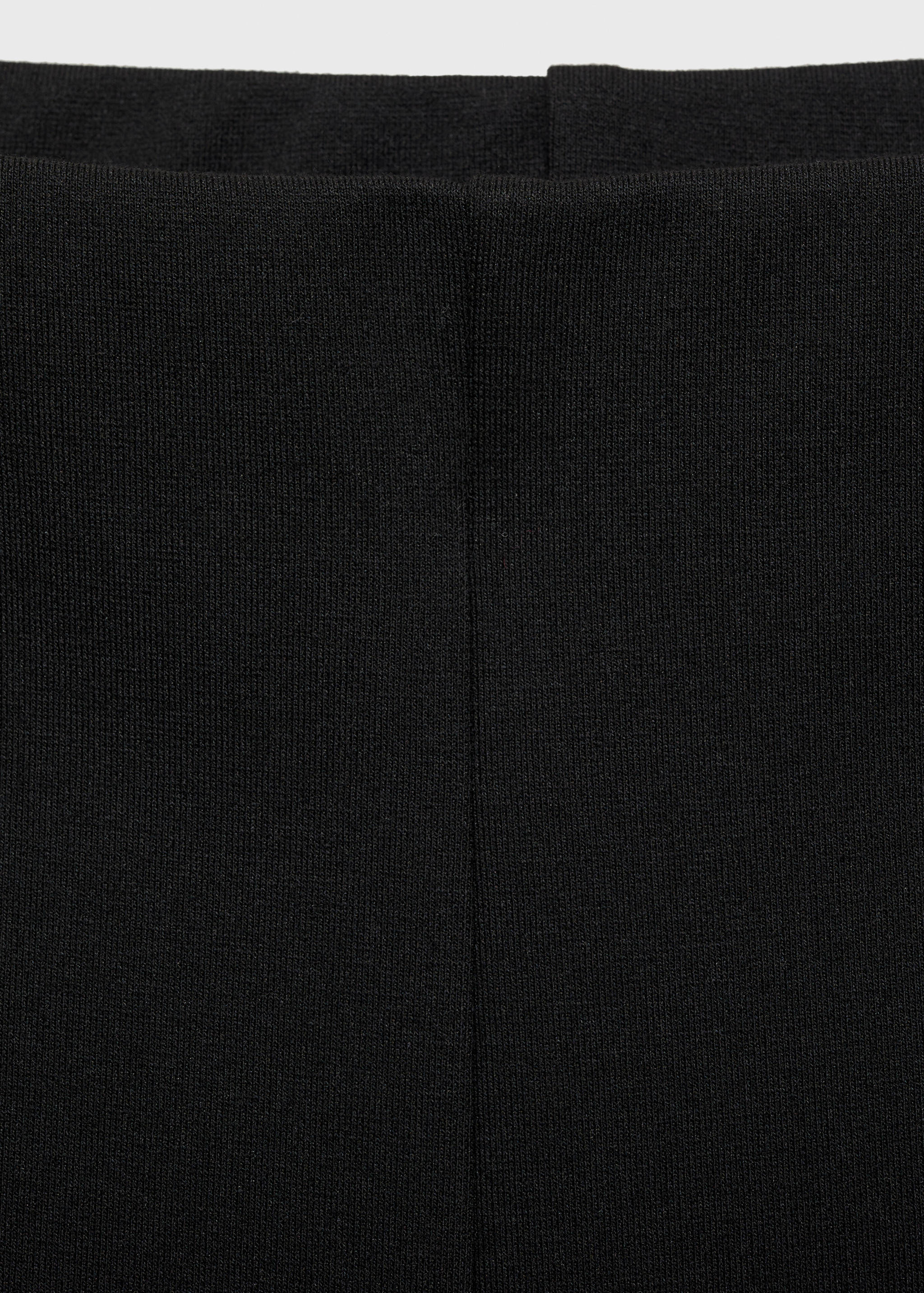 Knitted trousers with contrasting stripes - Details of the article 8