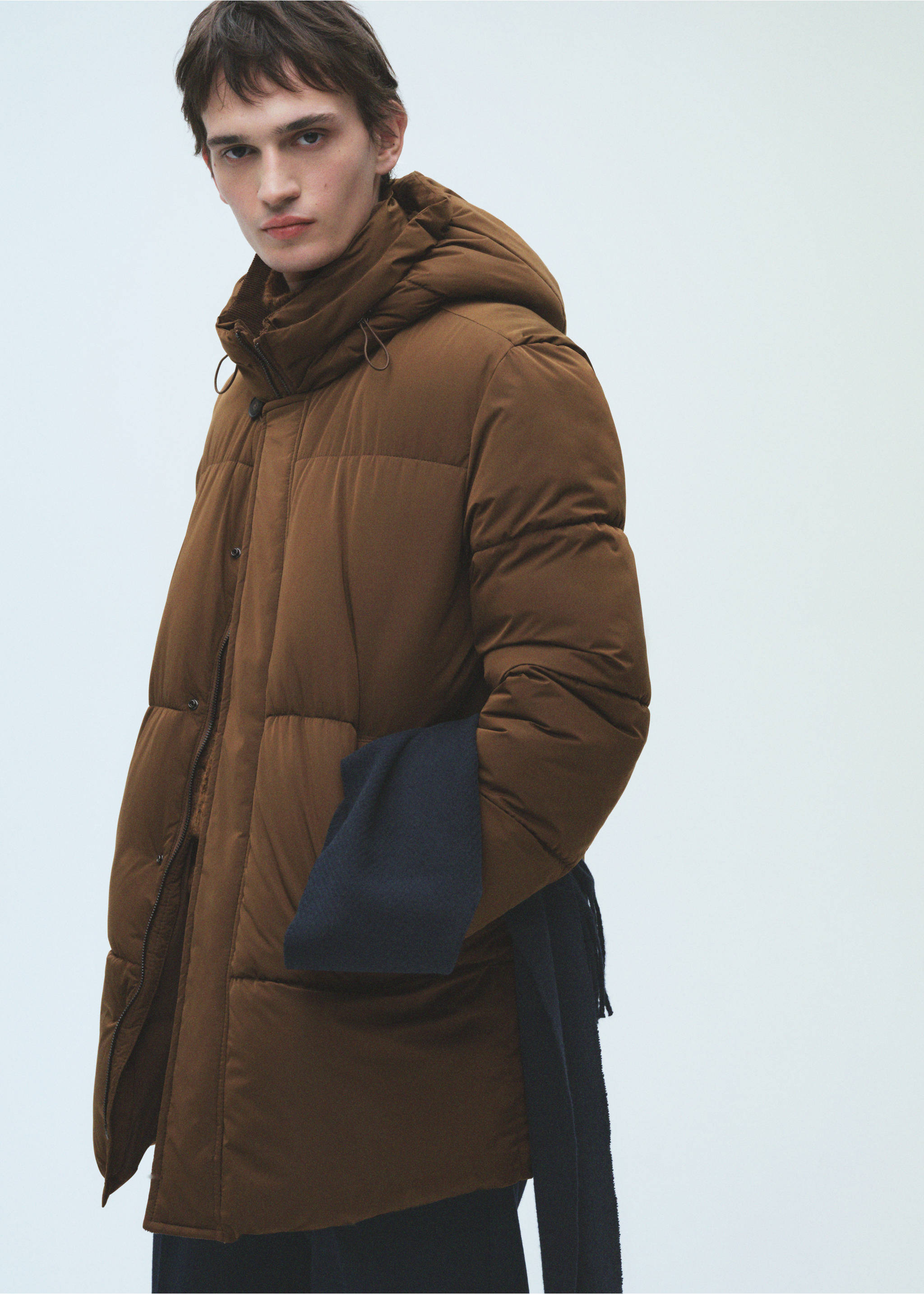 Anorak acolchado capucha water-repellent - Detalle del artículo 3, Marrón tabaco. Ref: 87040575-00.