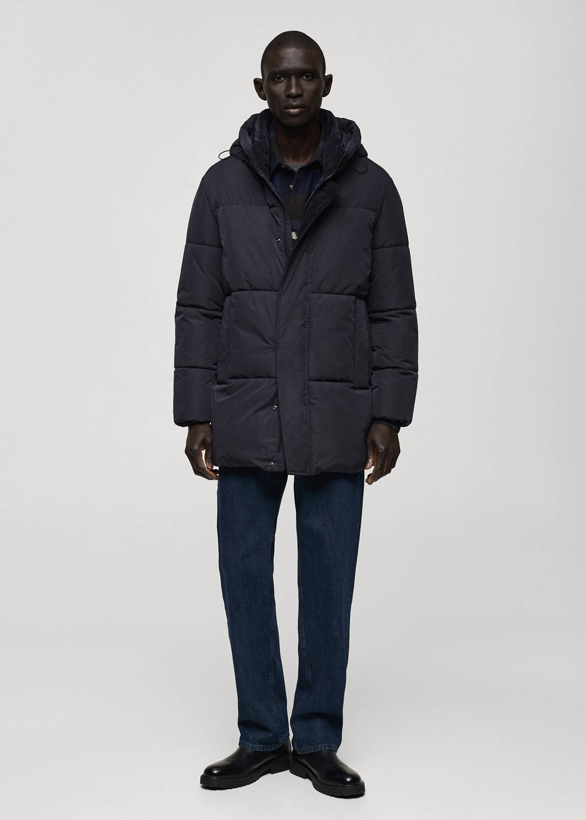Water-repellent hood puffer coat