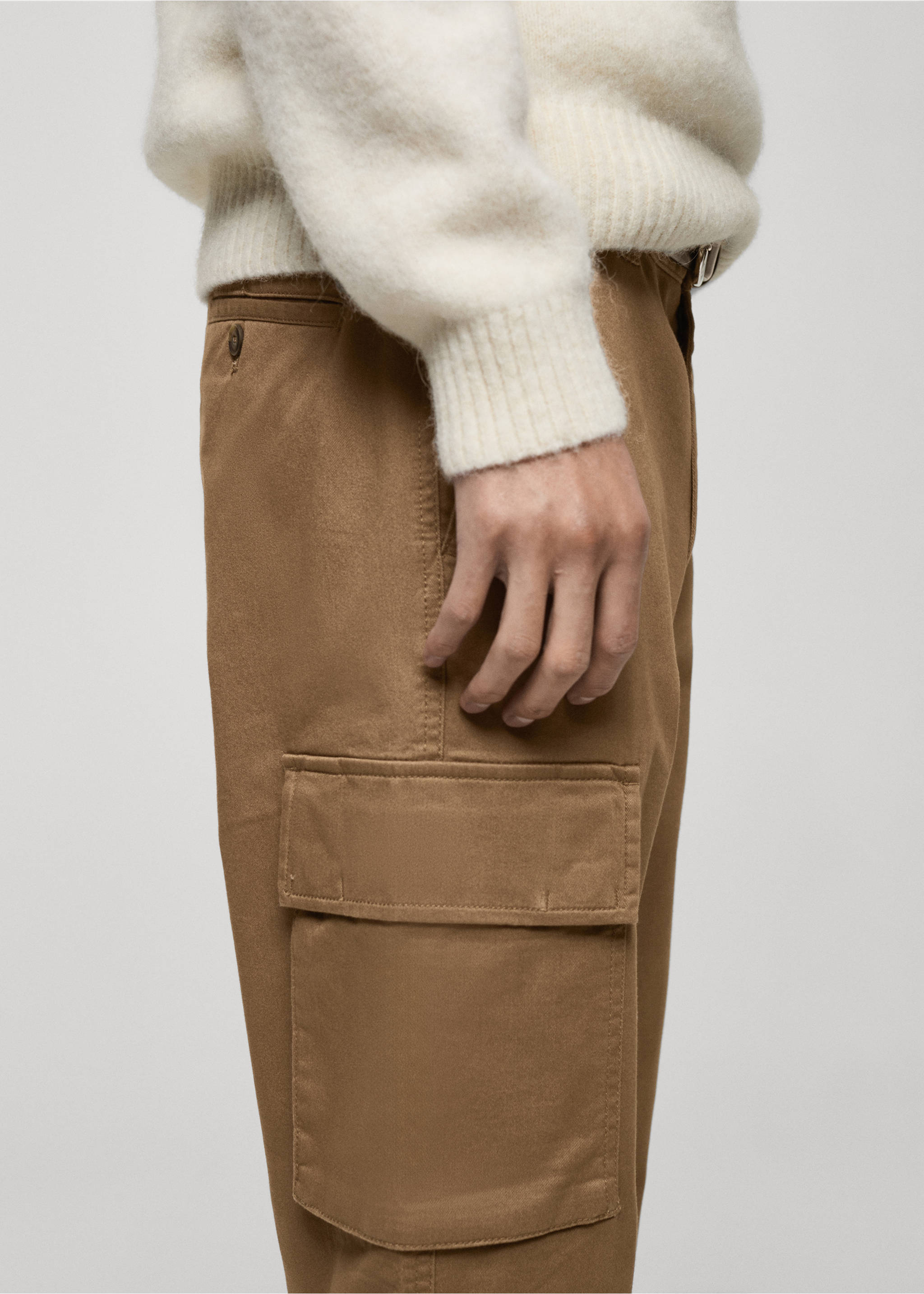 Pantalón cargo algodón regular fit - Detalle del artículo 1, Marrón medio. Ref: 87040576-00.