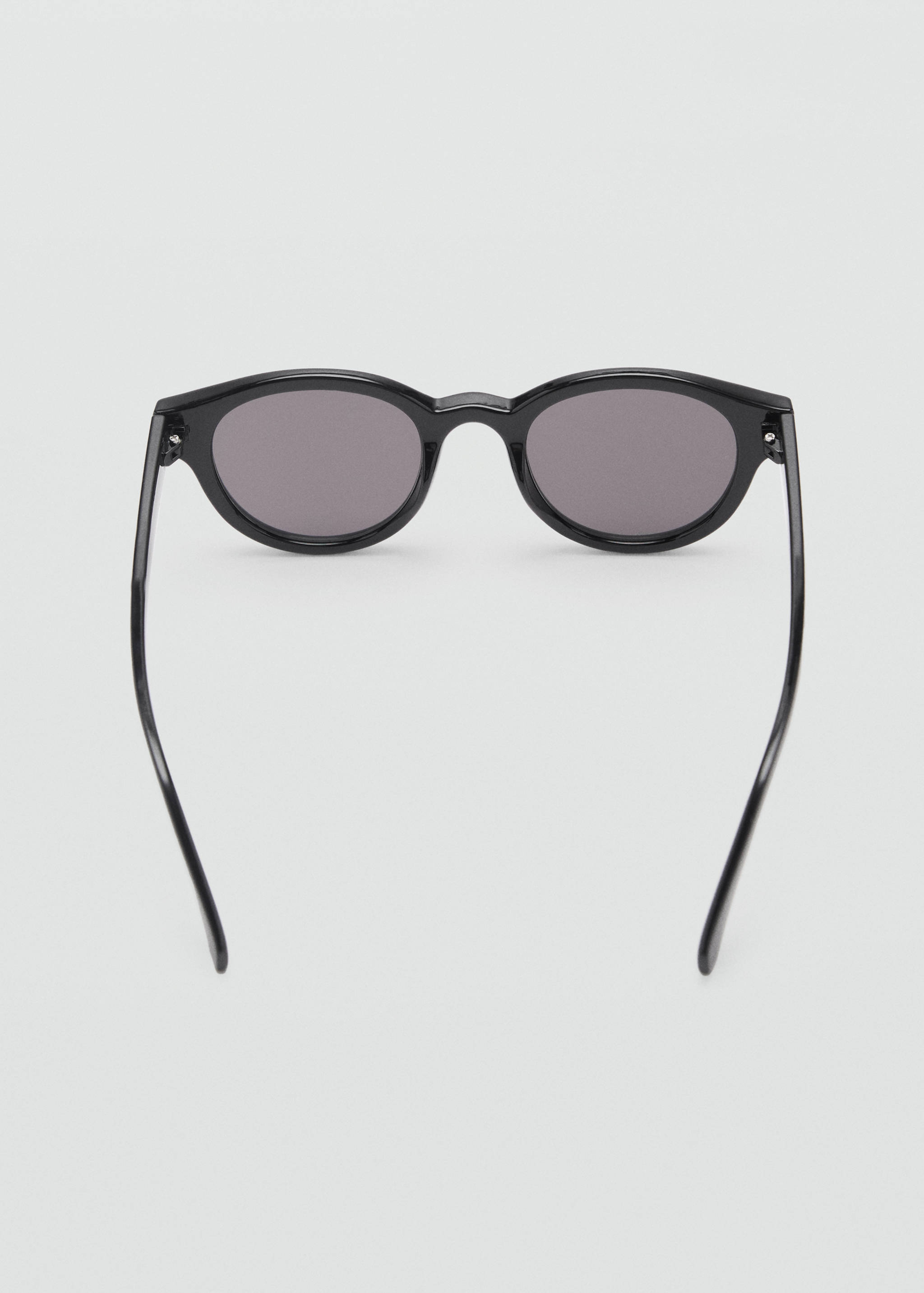 Sunčane naočale s okvirom od smole - Detalji artikla 1