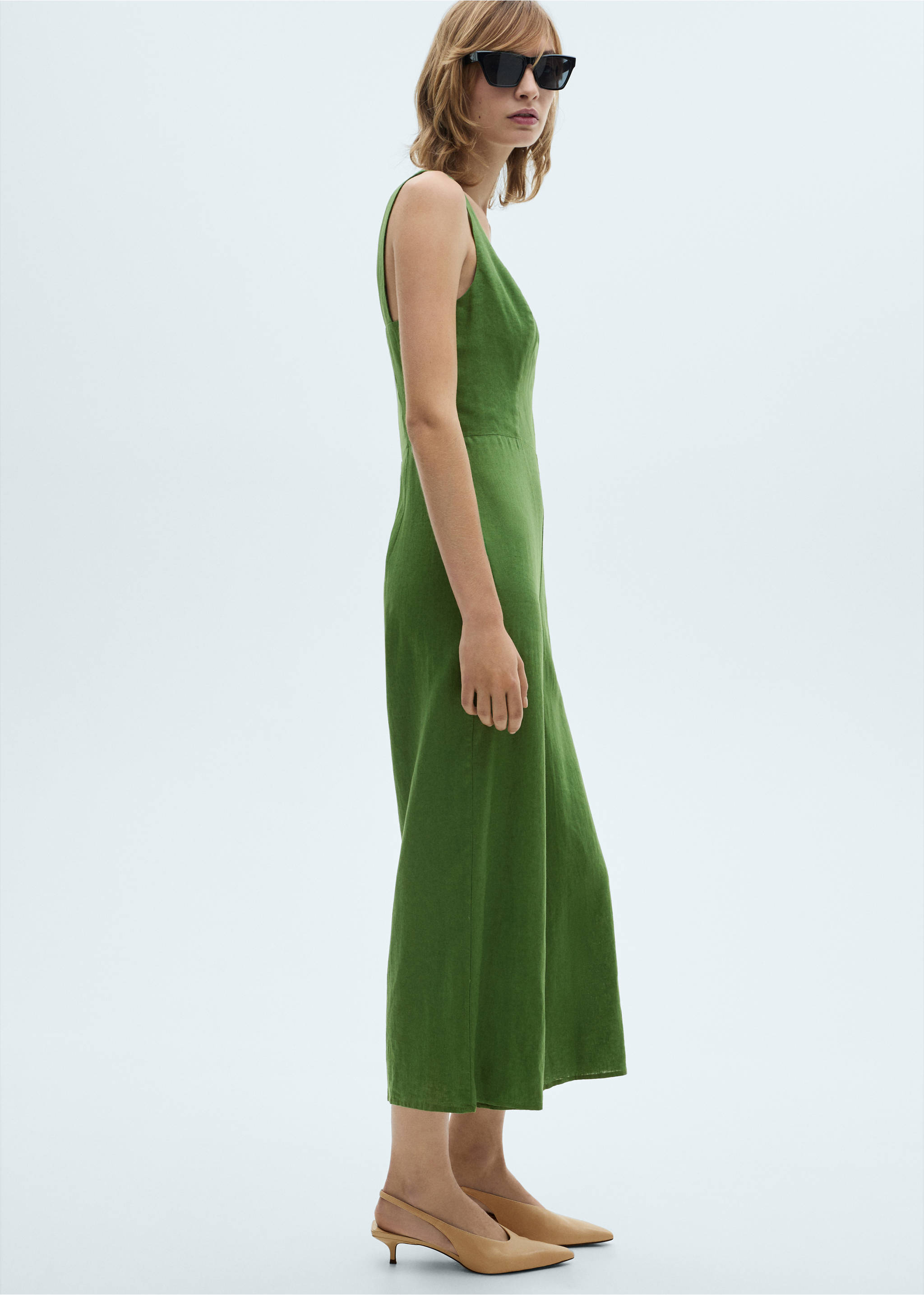 Straight-fit linen jumpsuit - Details of the article 6, Green. Ref: 87040590-00.