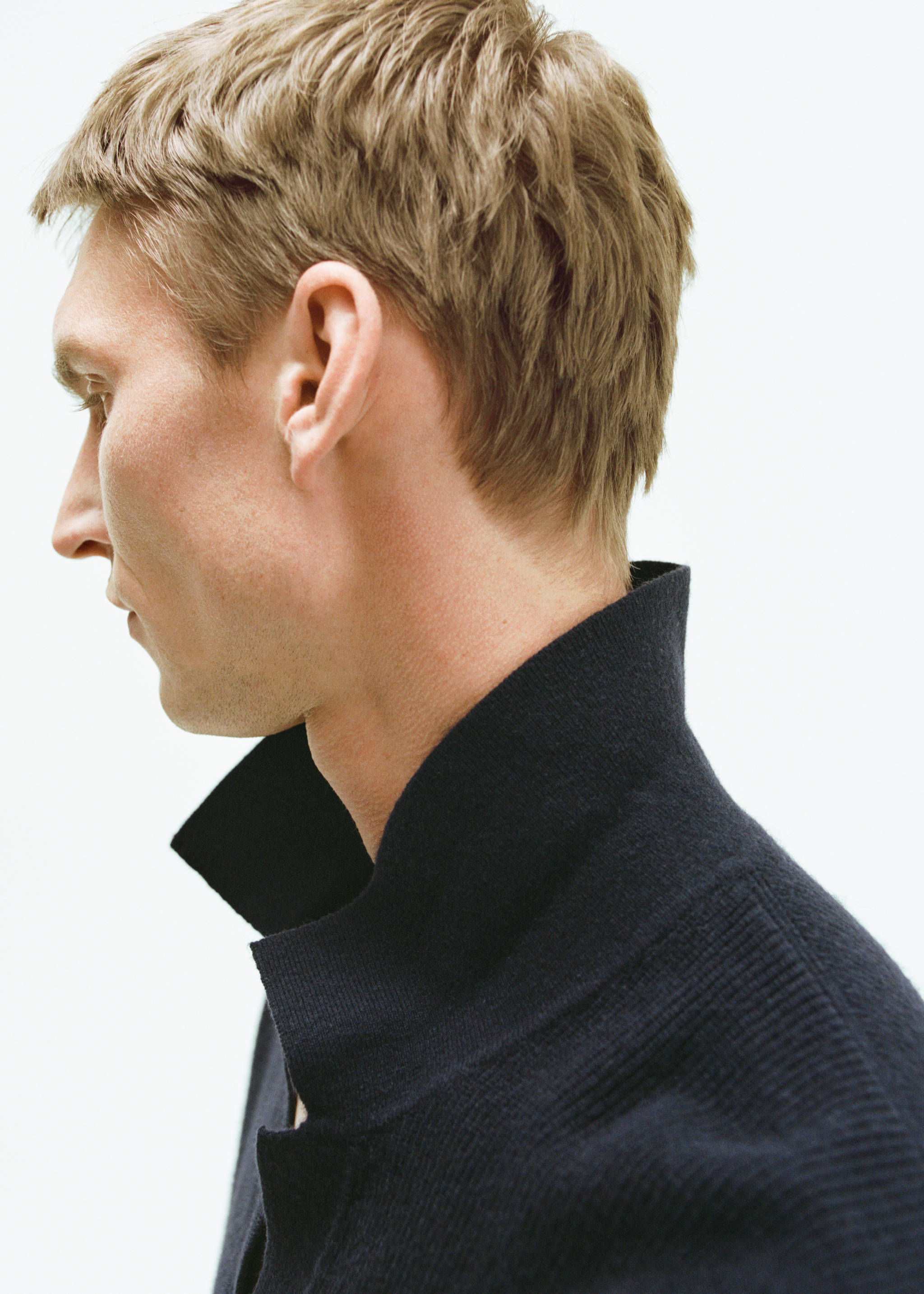 Pull-over polo maille laine mélangée - Détail de l'article 3, Bleu marine foncé. Ref: 87040600-00.