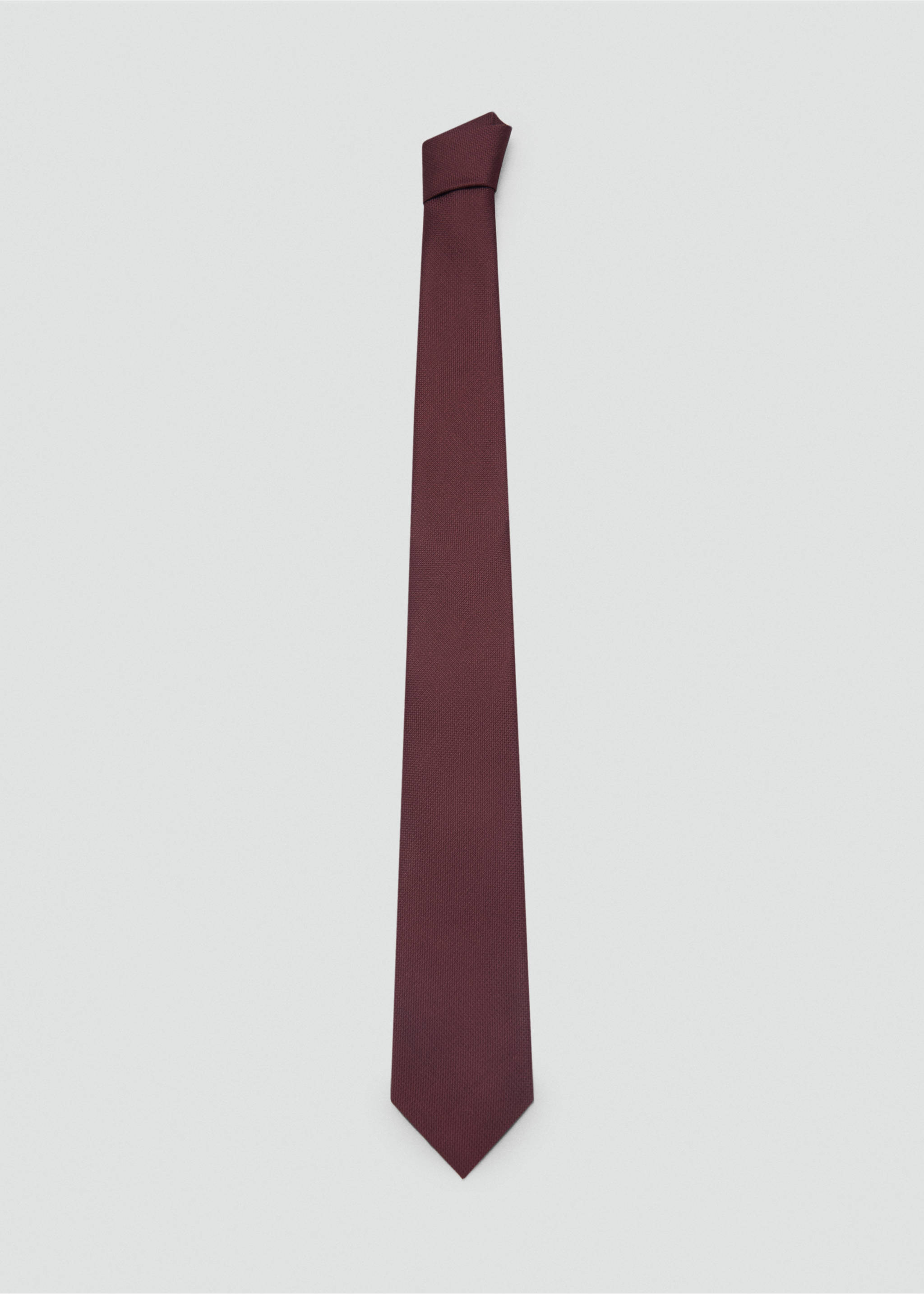 Corbata lisa microestructura - Artículo sin modelo, Burdeos. Ref: 87040608-00.