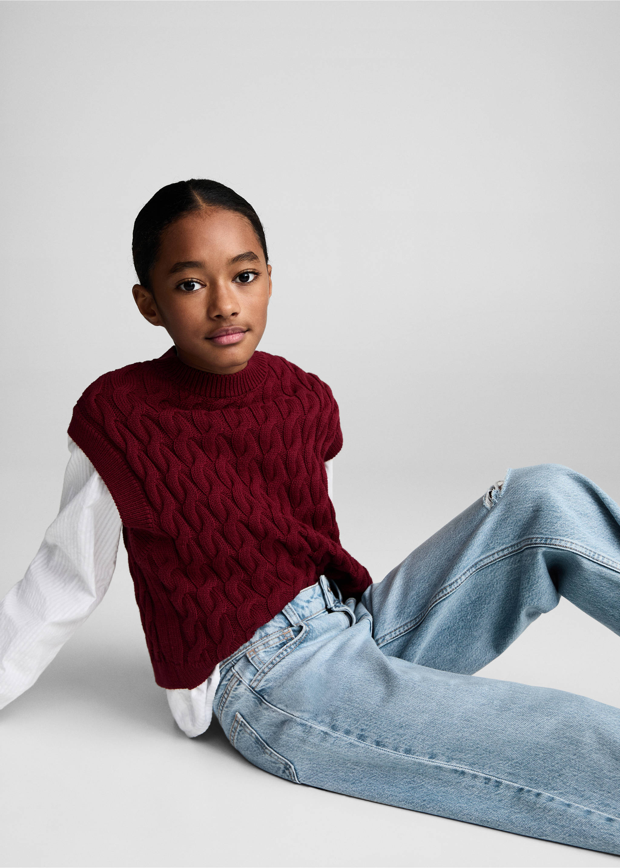 Wideleg low frayed hem jeans - Details of the article 2, Medium Blue. Ref: 87040618-00.