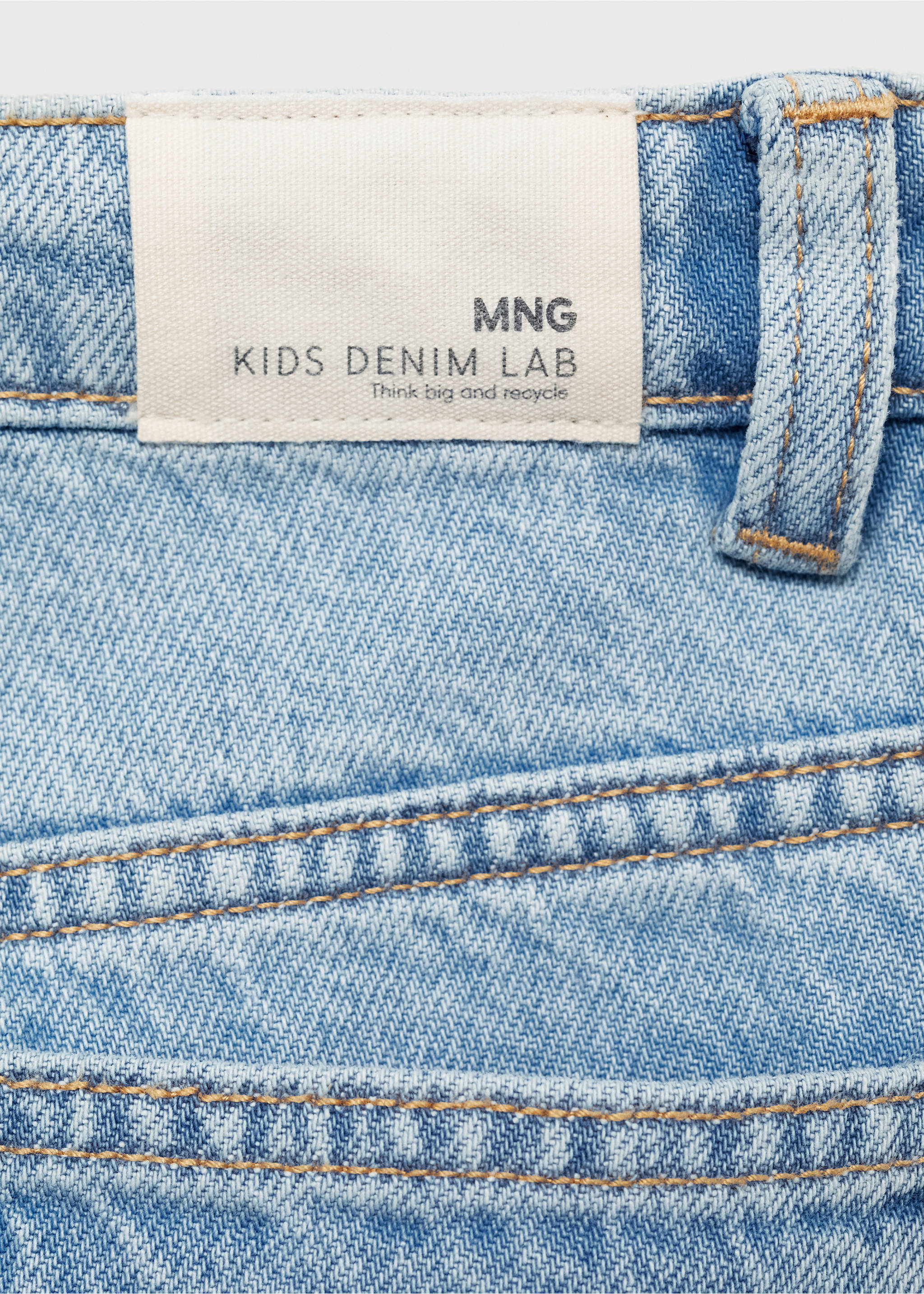 Wideleg low frayed hem jeans - Details of the article 0, Medium Blue. Ref: 87040618-00.