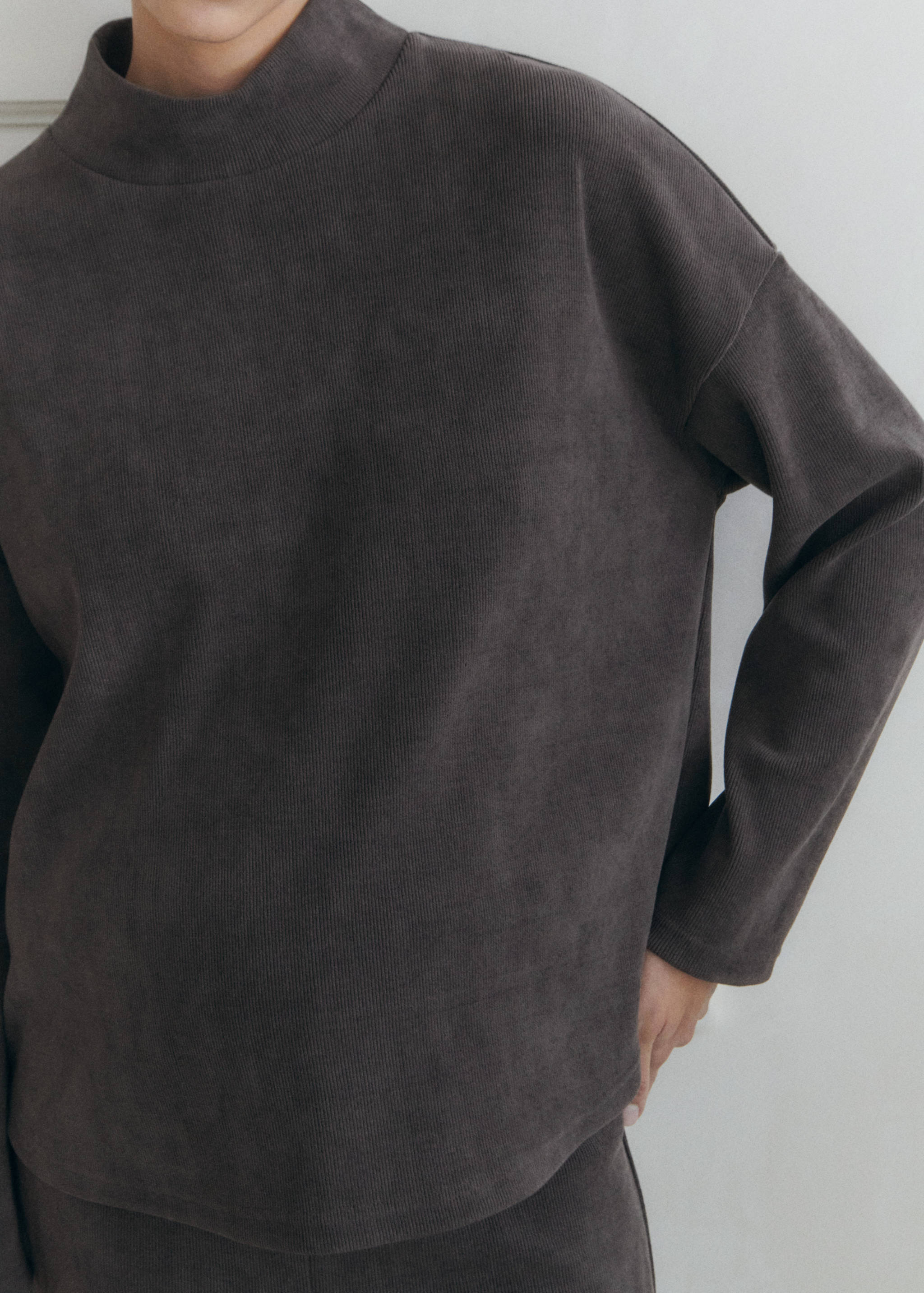 Corduroy maternity sweater - Details of the article 3