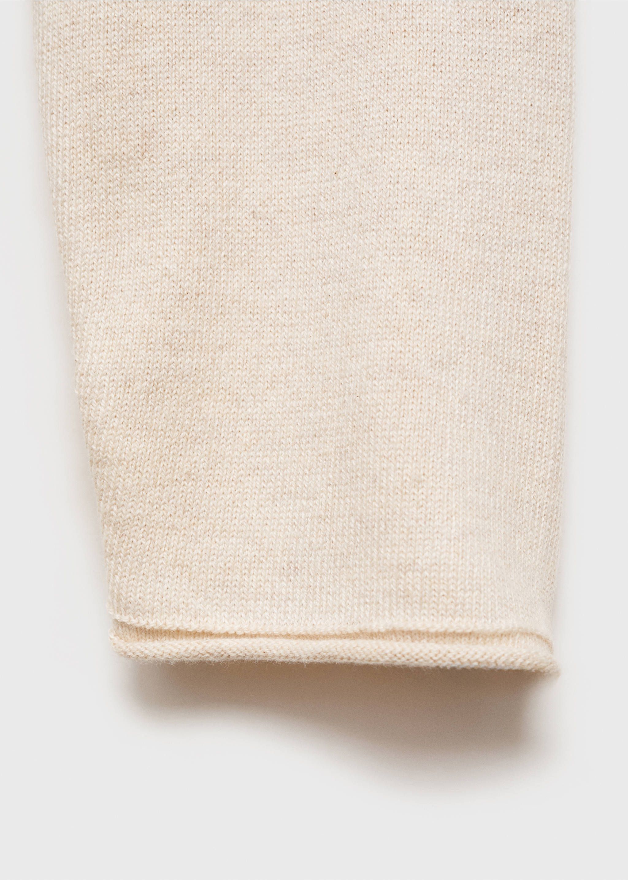 Oversized fine-knit sweater - Details of the article 0, Sand. Ref: 87041516-00.