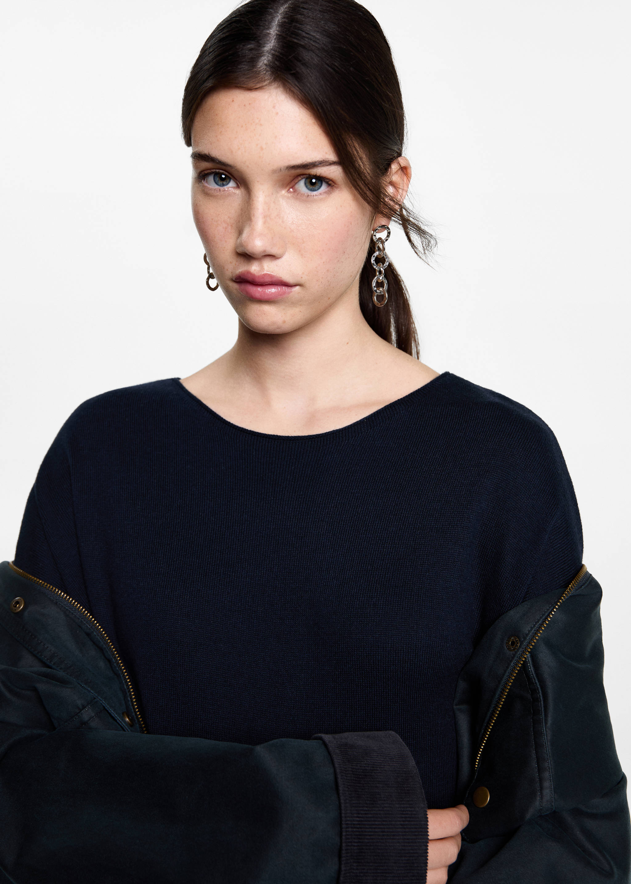 Oversized fine-knit sweater - Details of the article 1