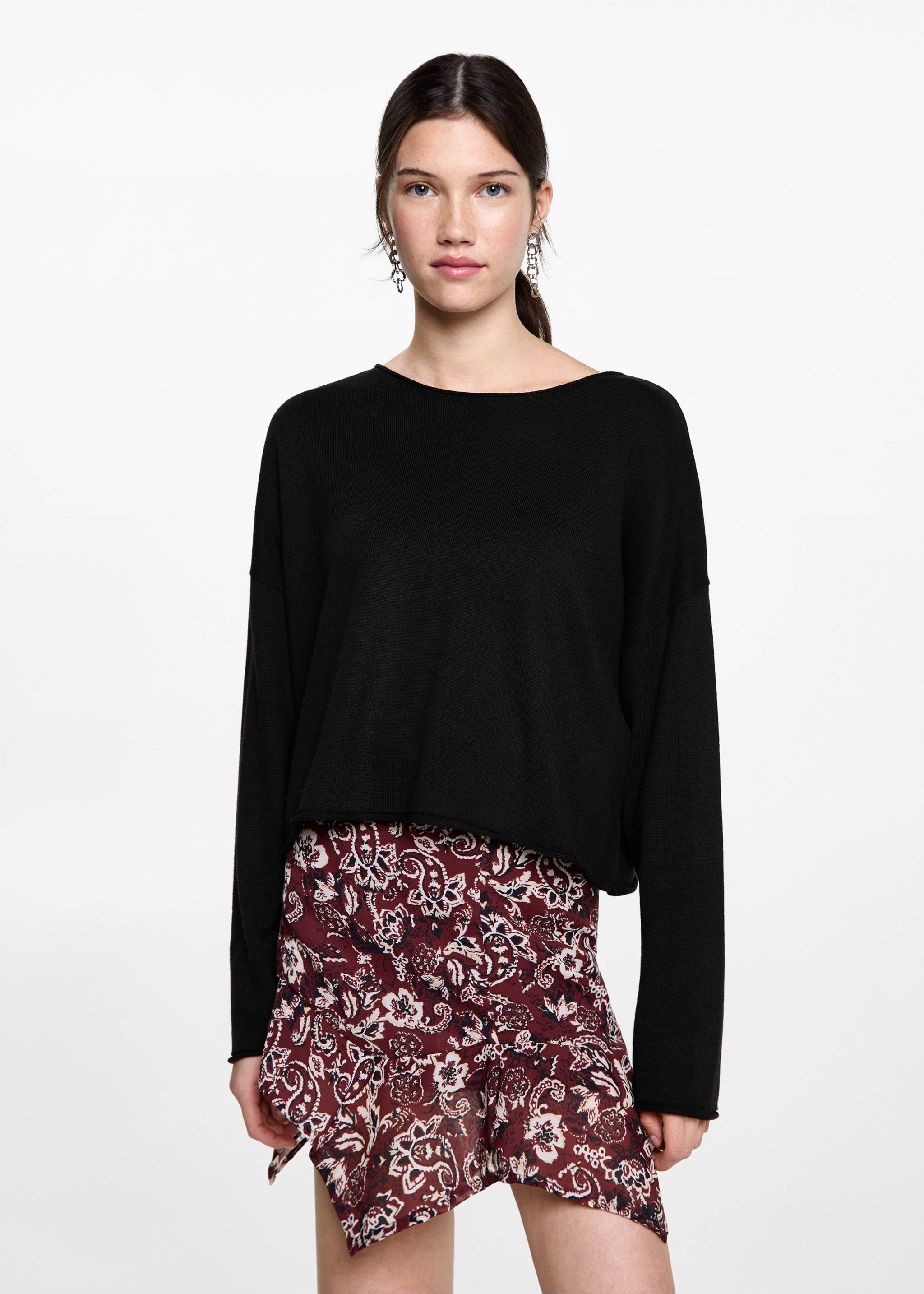 Pull-over maille fine oversize - Plan moyen, Noir. Ref: 87041516-00.