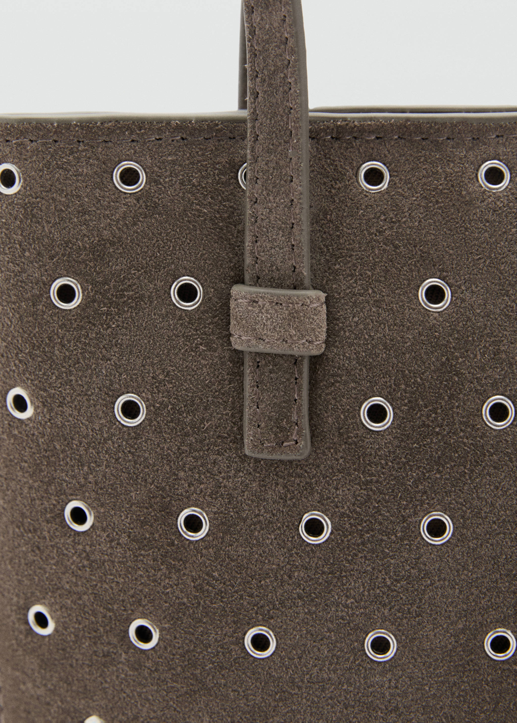 Die-cut leather shoulder bag - Details of the article 2