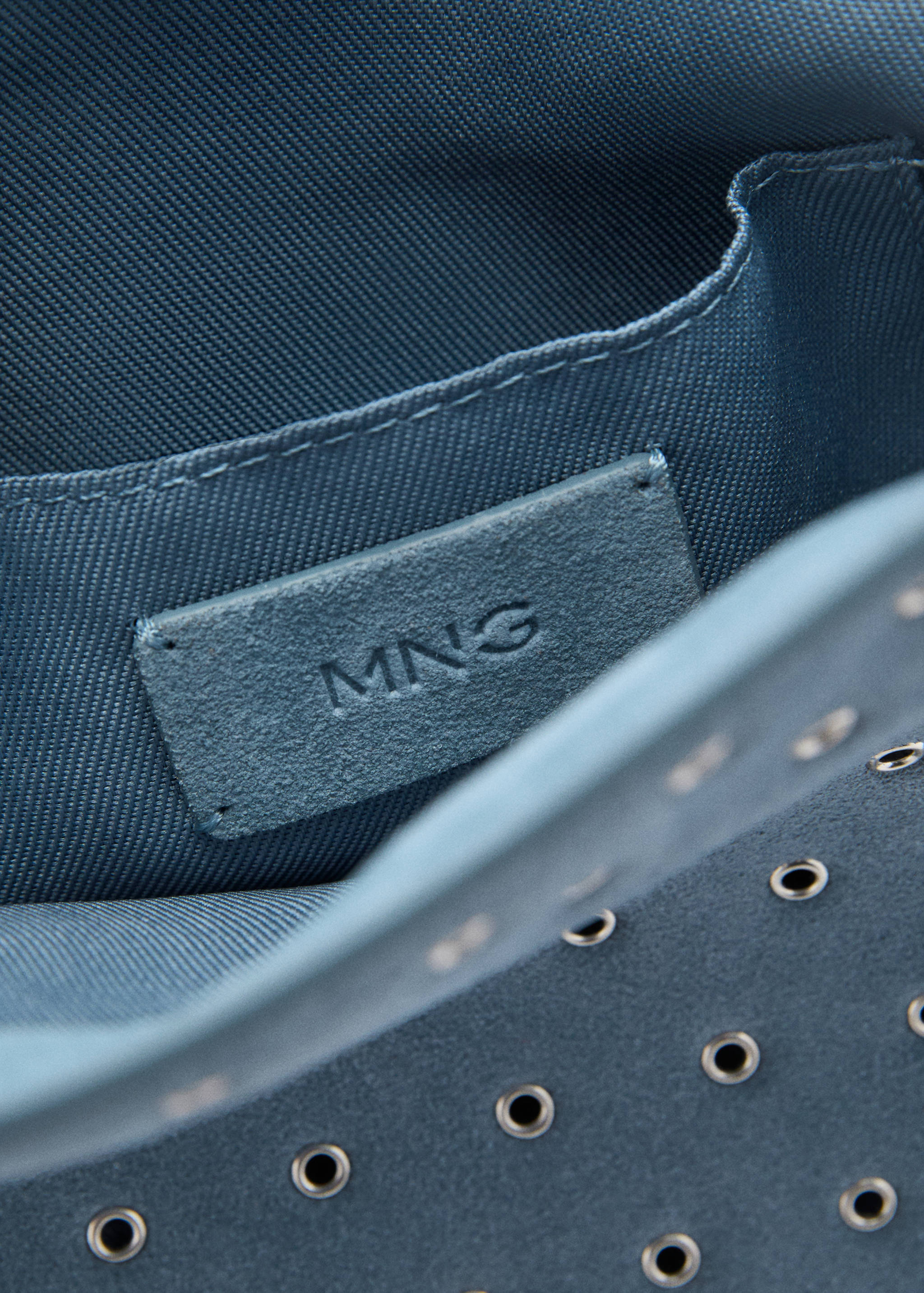 Die-cut leather shoulder bag - Details of the article 3