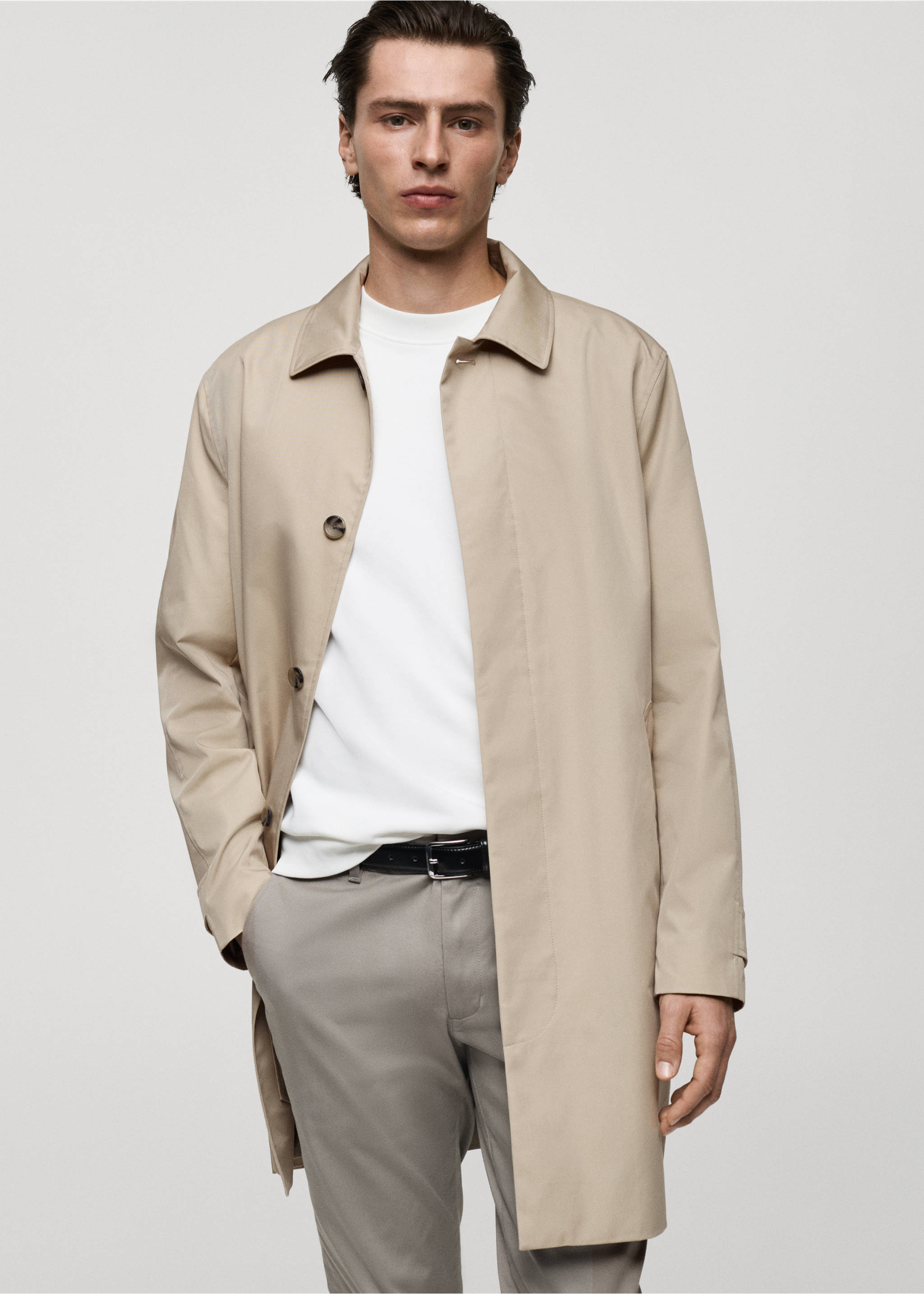 Classic water-repellent trench coat - Medium plane, Beige. Ref: 87042888-00.
