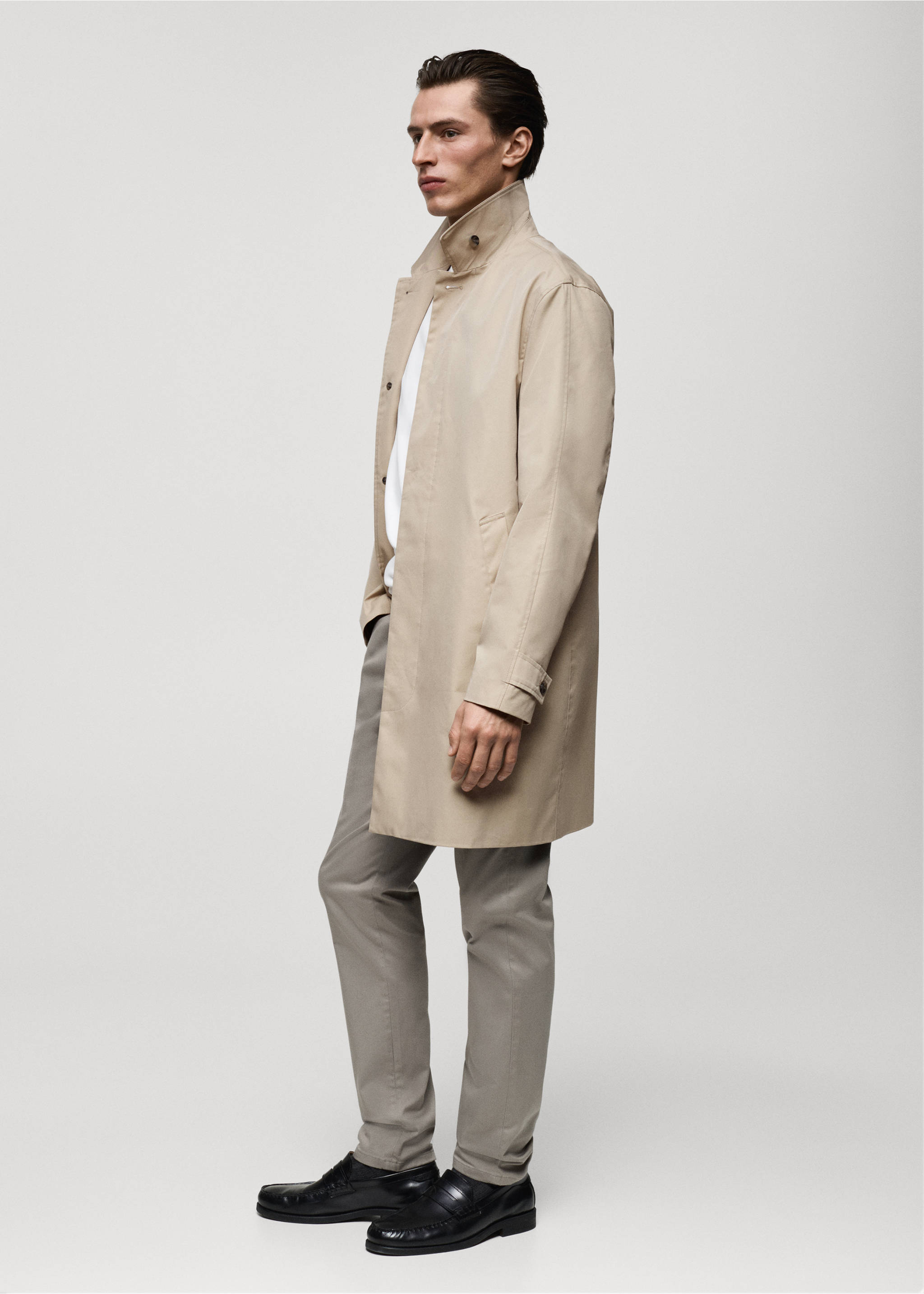 Classic water-repellent trench coat - Details of the article 2, Beige. Ref: 87042888-00.