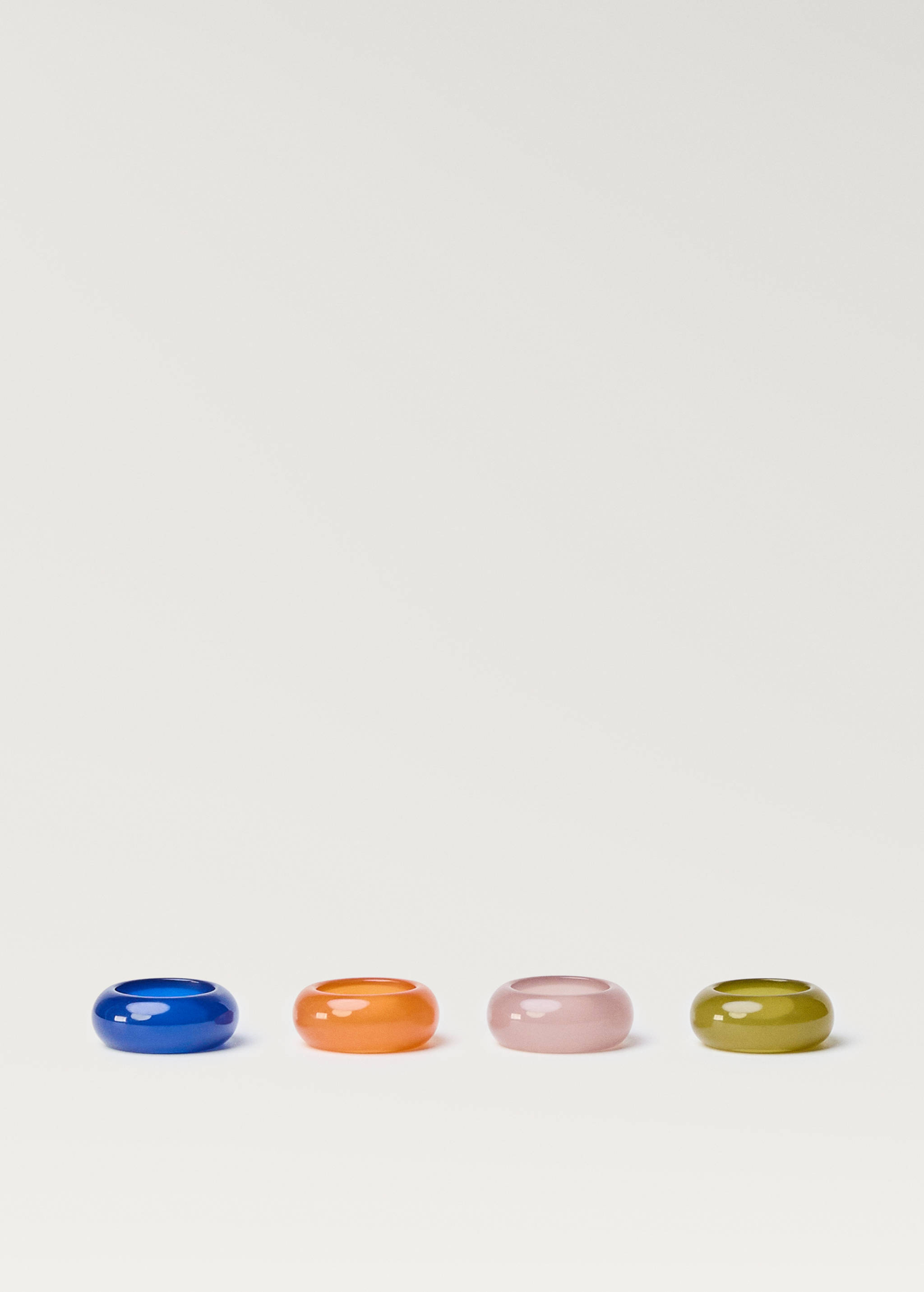 Resin napkin rings - Article without model