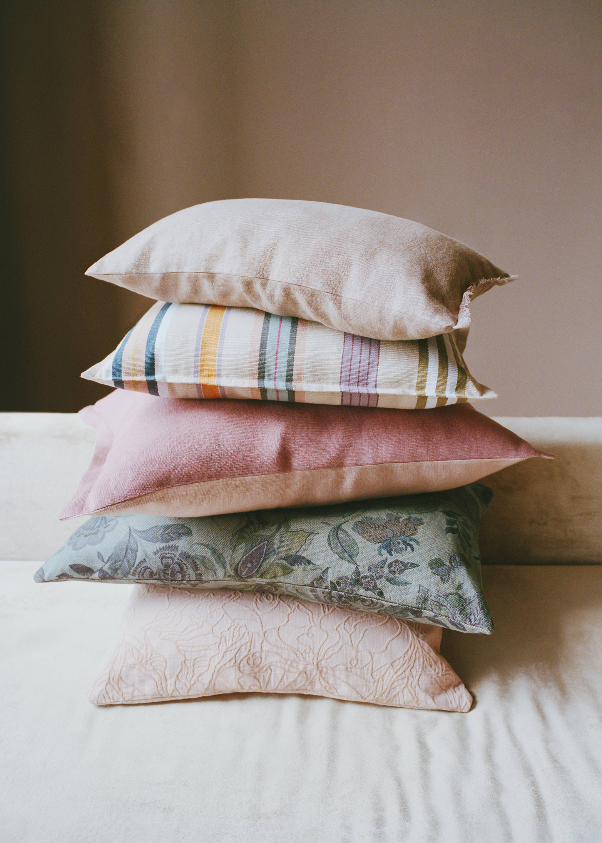 Zweifarbiger Kissenbezug aus Leinen, 60 x 60 cm - Detail des Artikels 6