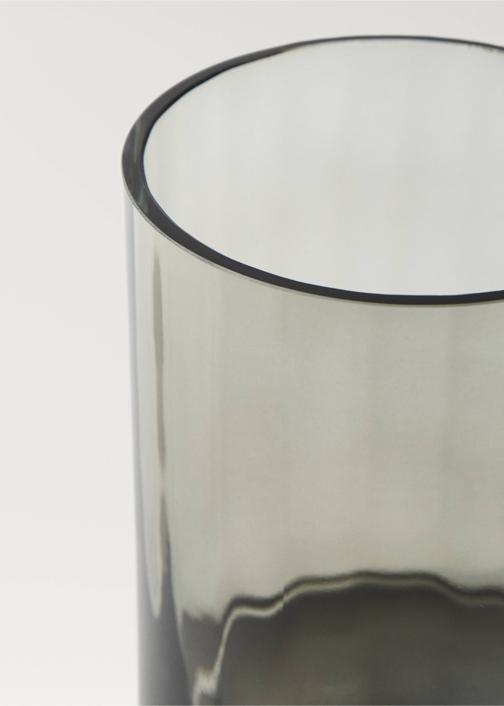 Medium hand-blown glass vase - Details of the article 1, Grey. Ref: 87042979-00.