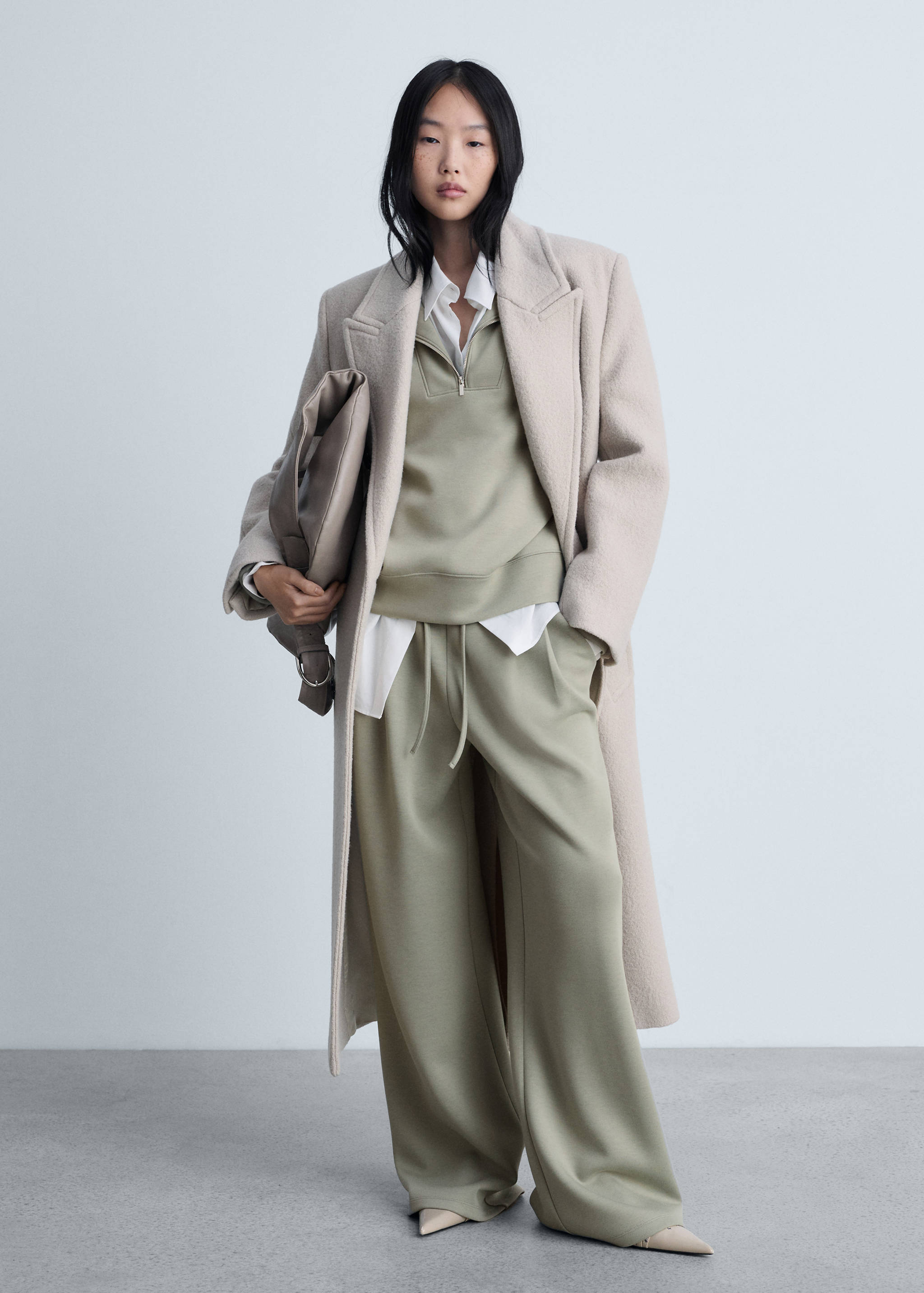 Wide leg pleated jogger pants - General plane