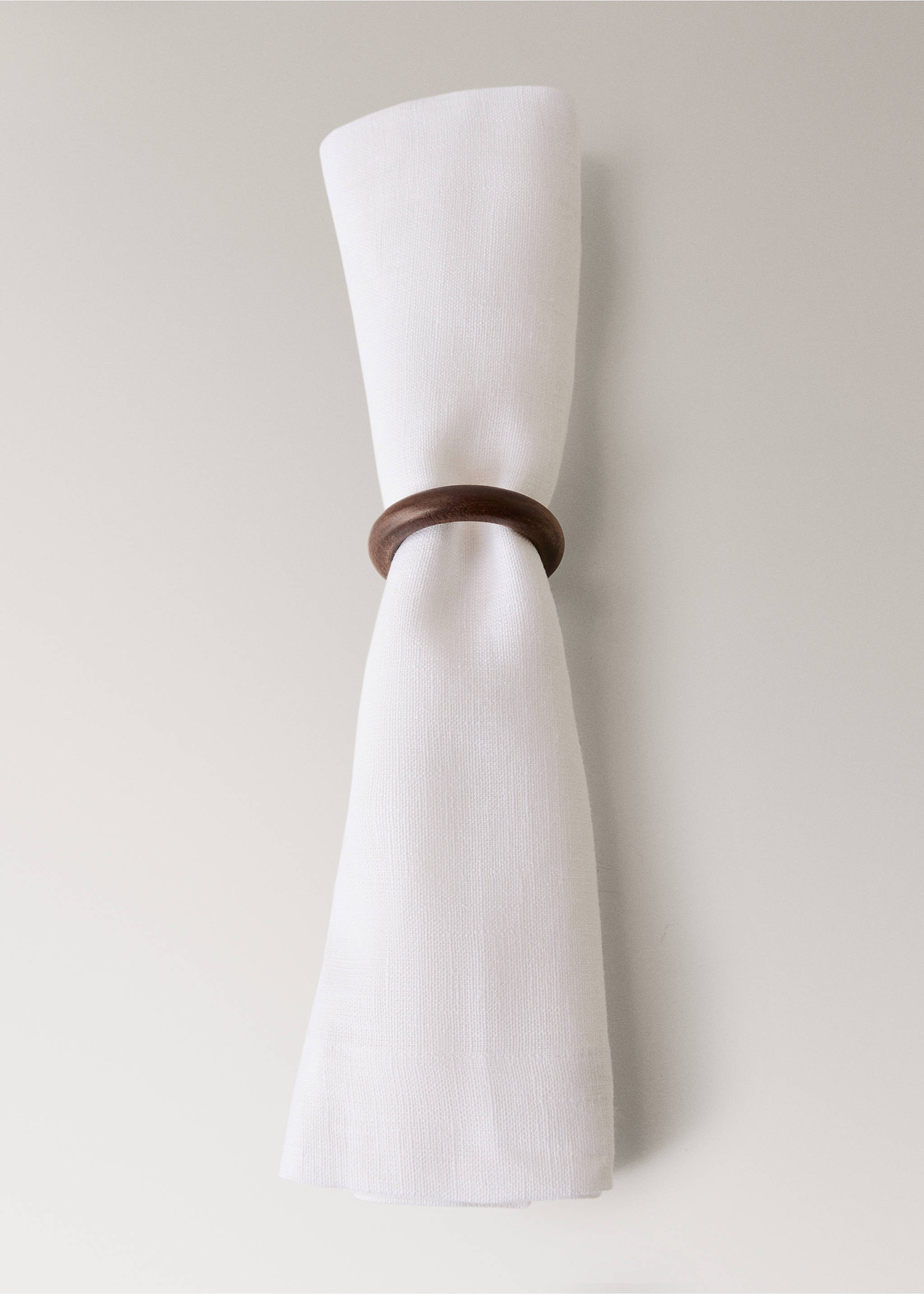 Serviettenringe aus Holz - Detail des Artikels 3, Braun. Ref: 87043290-00.