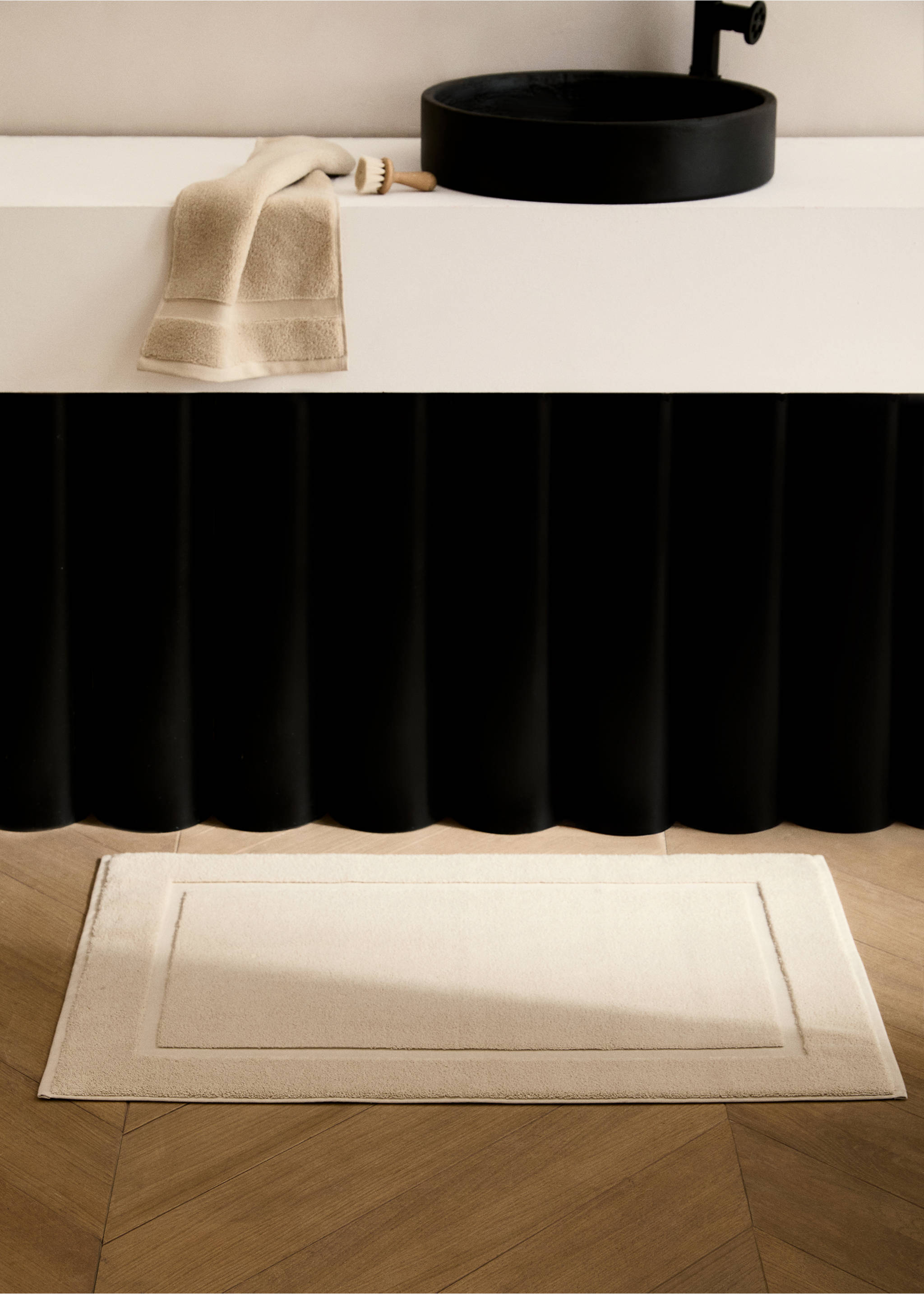 Soft cotton bath mat - General plane, Sand. Ref: 87043297-00.