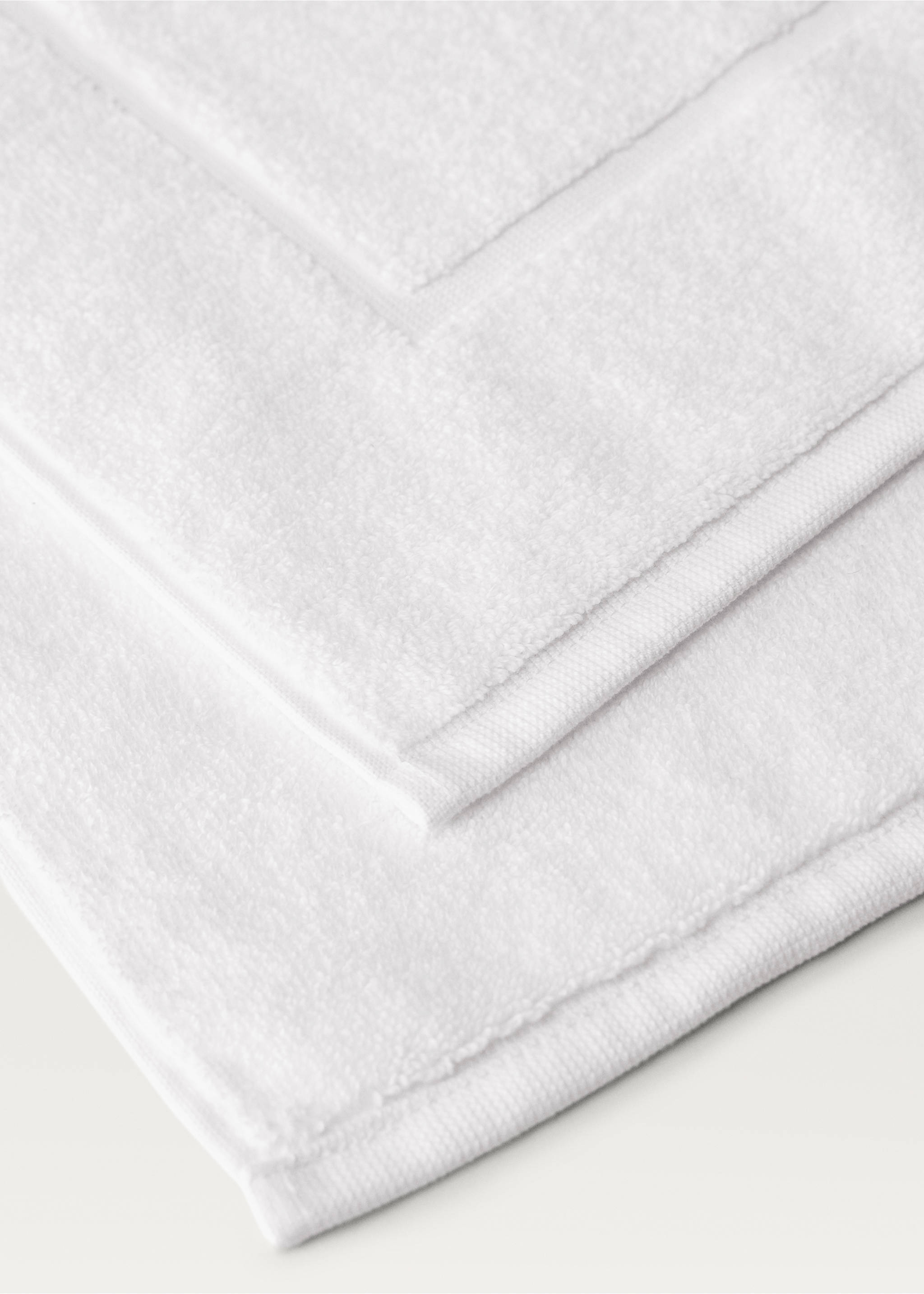 Cotton bath mat - Details of the article 1, Ecru. Ref: 87043298-00.