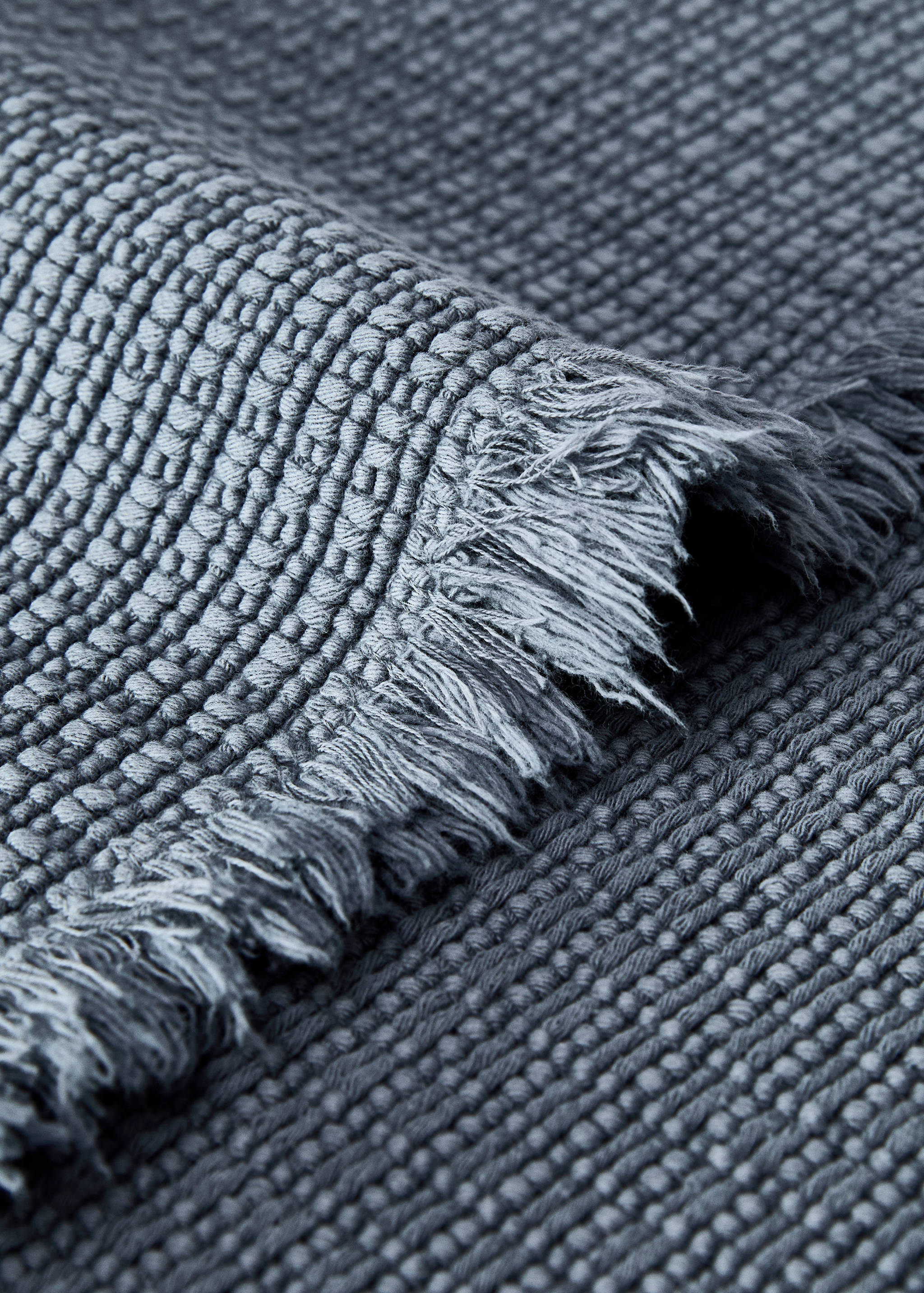 Geometric fringed bath rug - Details of the article 2