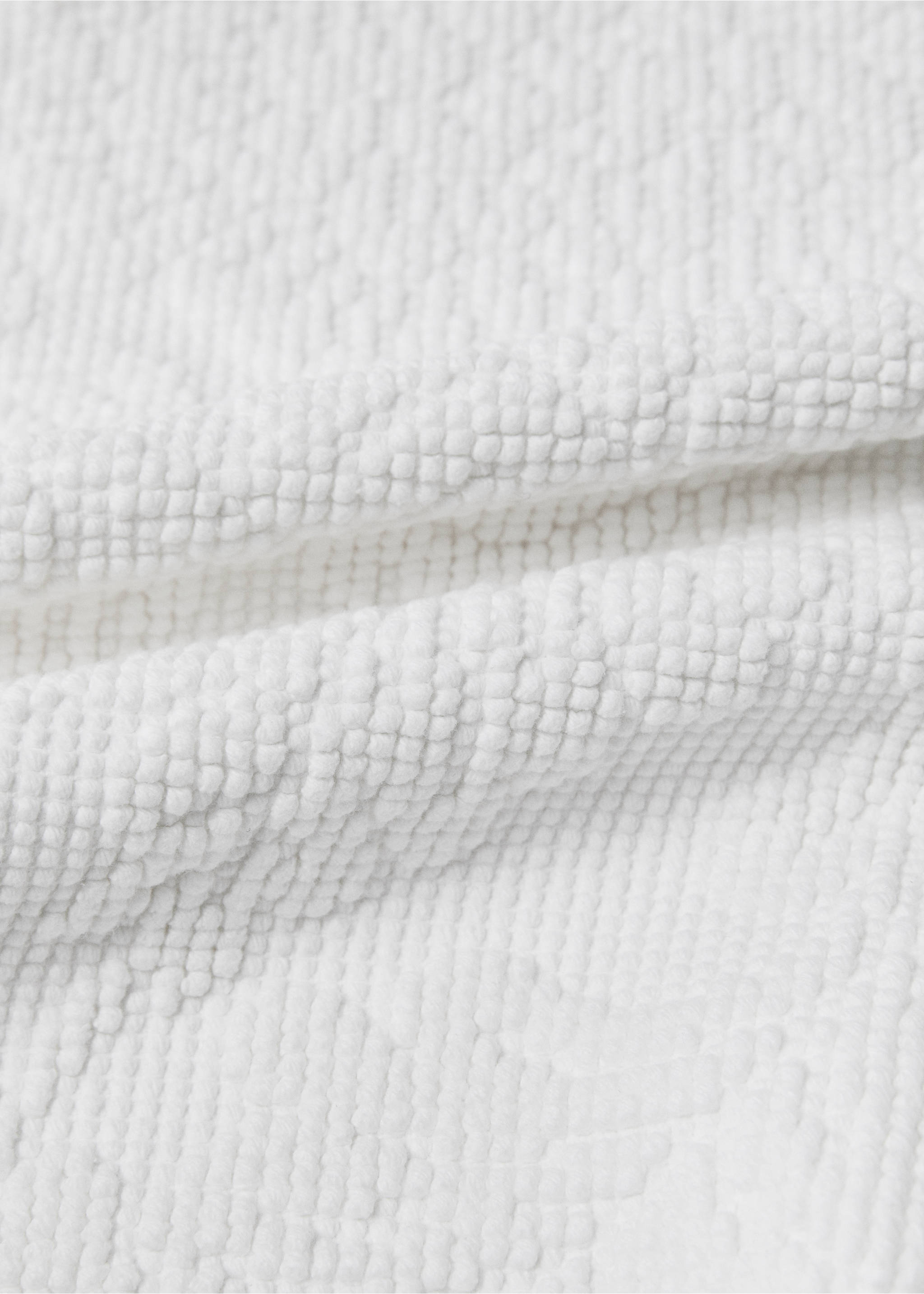 Tapis de bain en jacquard fleuri - Détail de l'article 2, Blanc. Ref: 87043301-00.