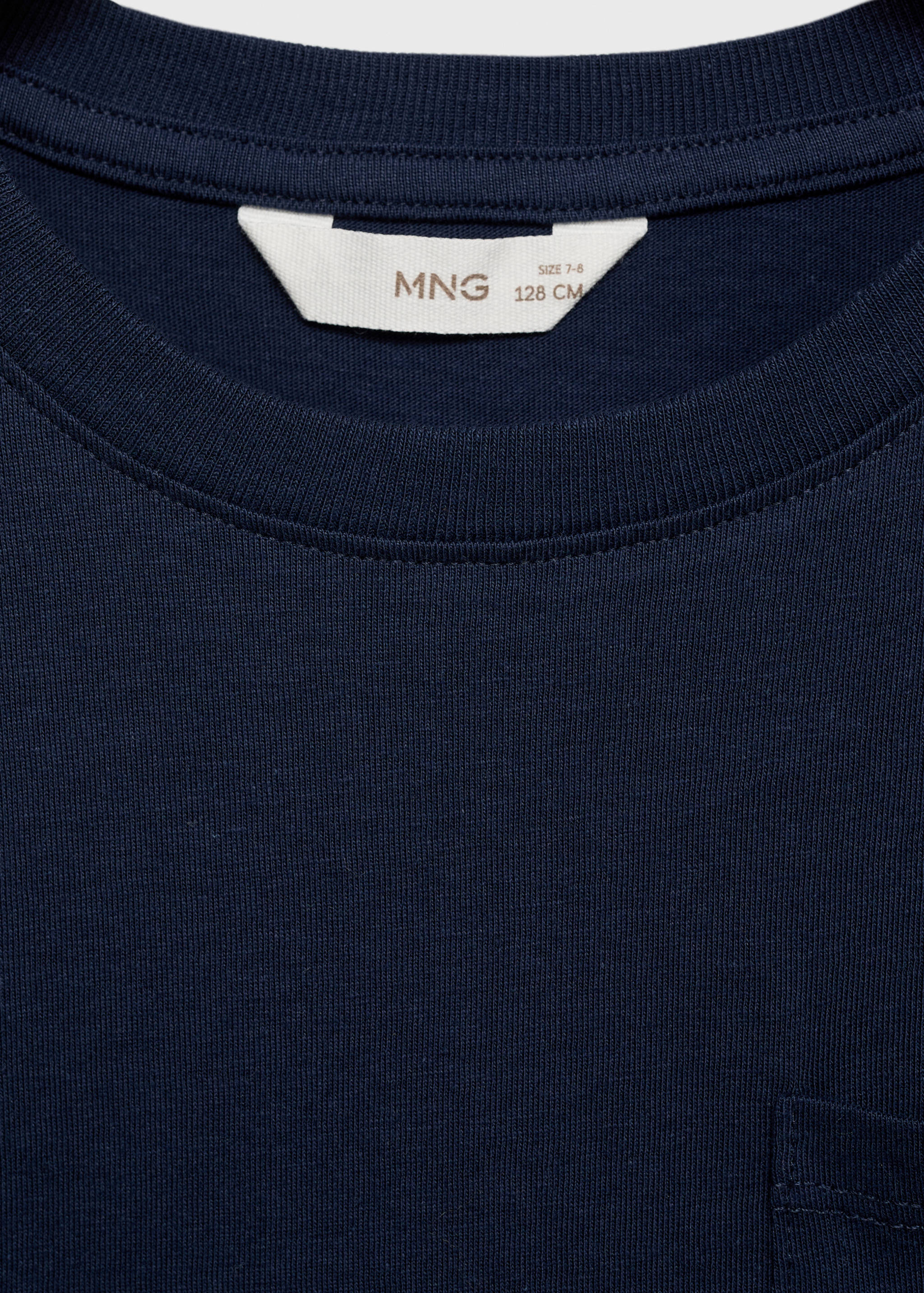 T-Shirt mit aufgesetzter Tasche - Detail des Artikels 0