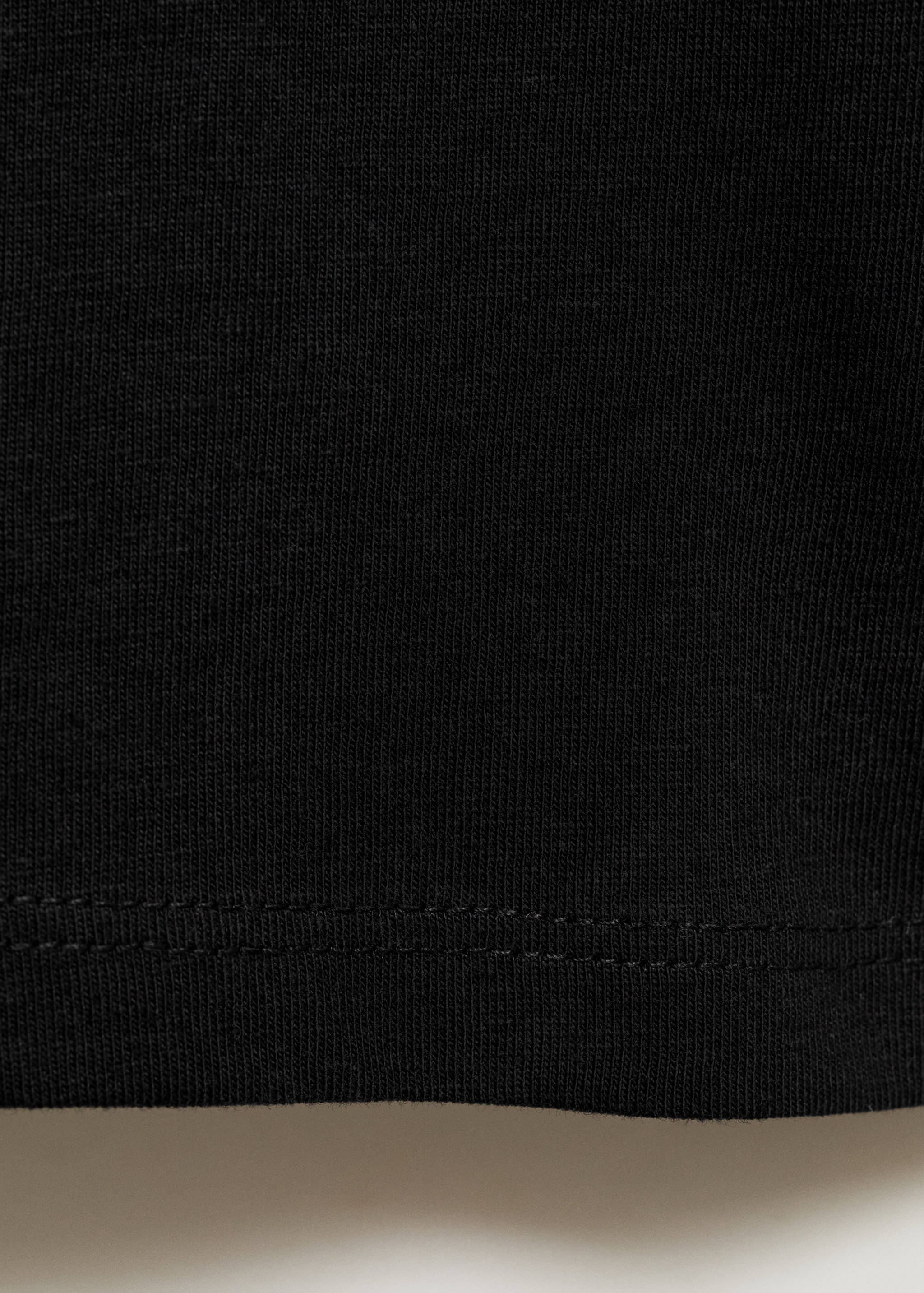 T-Shirt mit aufgesetzter Tasche - Detail des Artikels 0