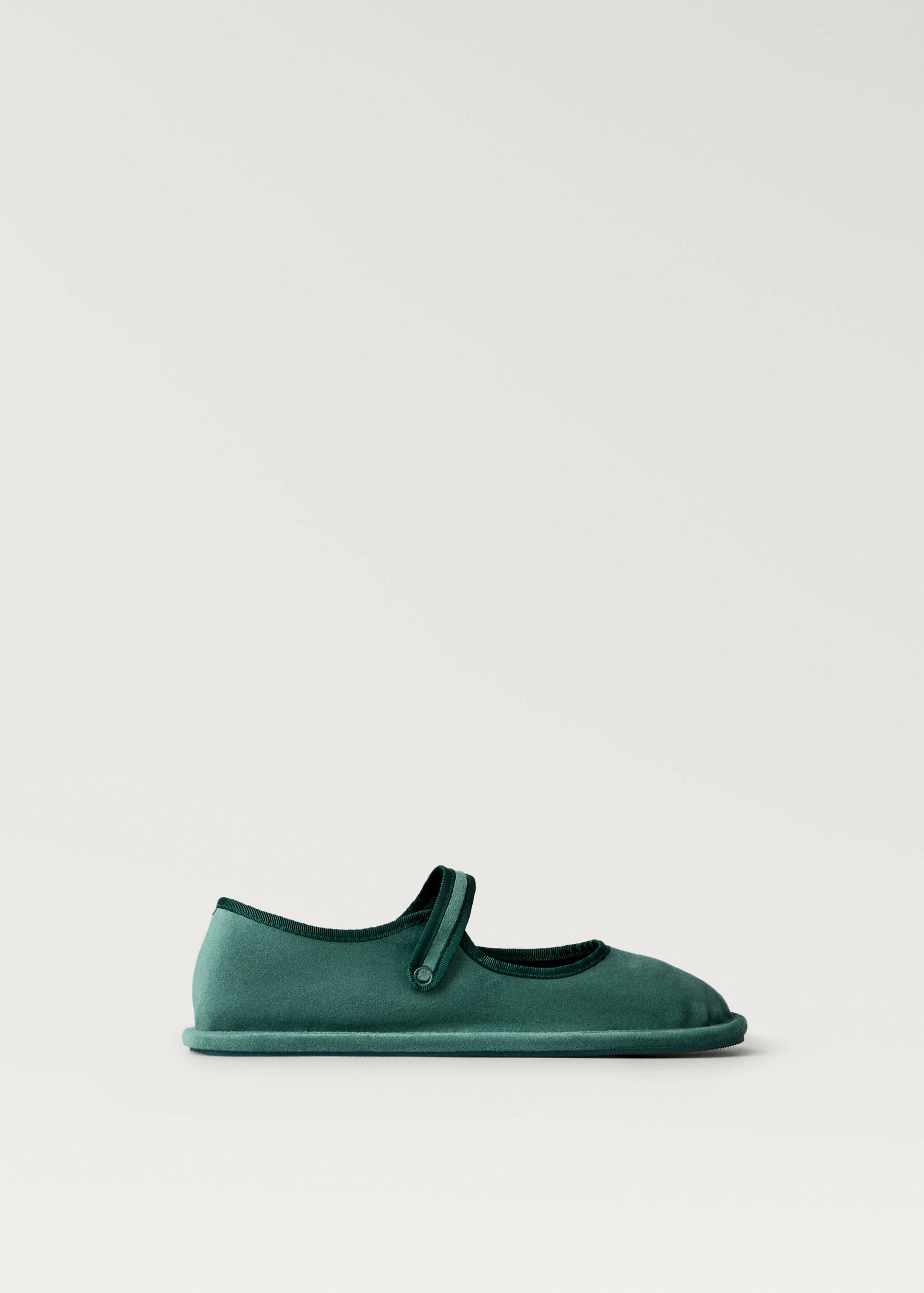 Velour ballet flats with buckle detail - Article without model