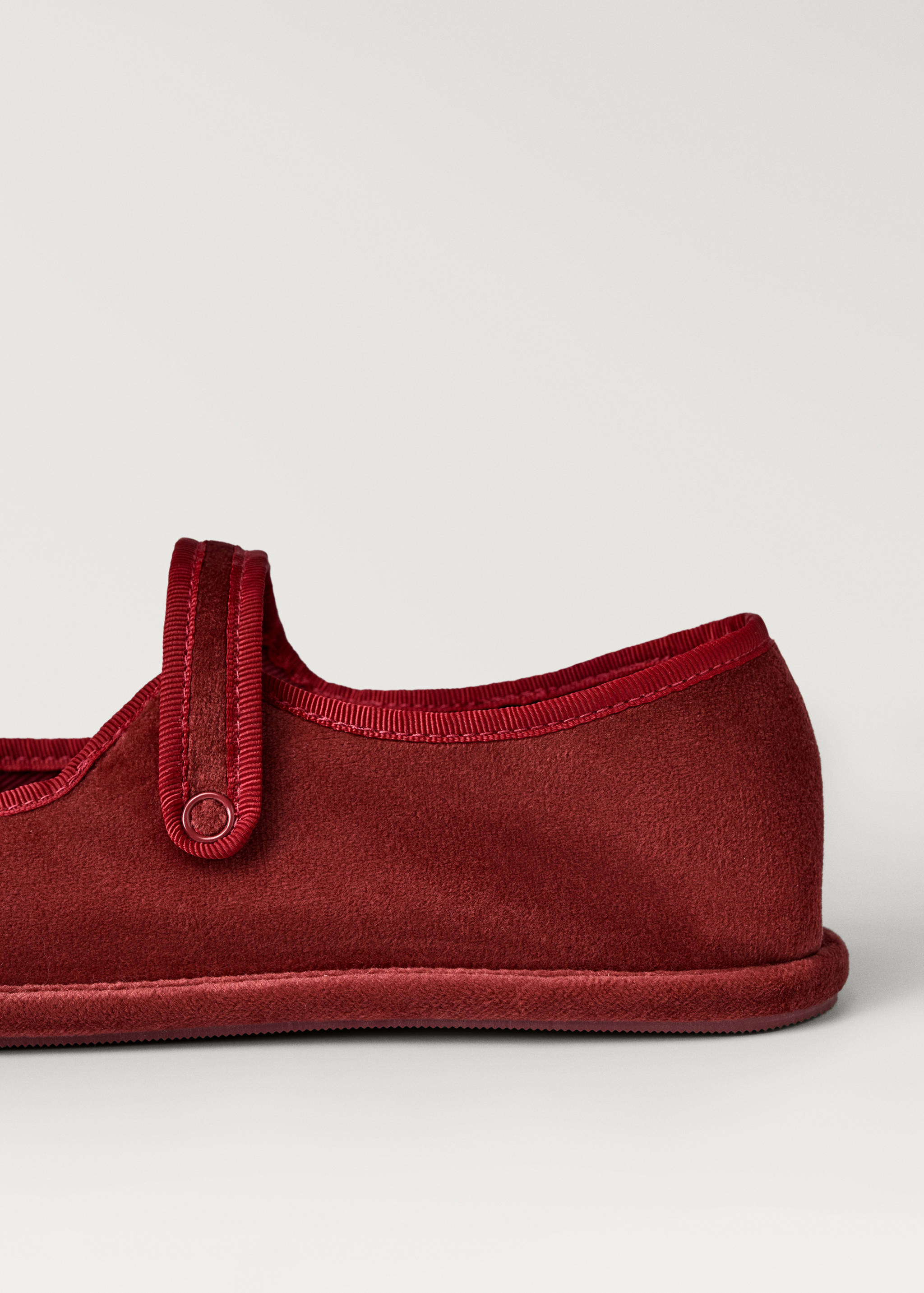 Velour ballet flats with buckle detail - Details of the article 1