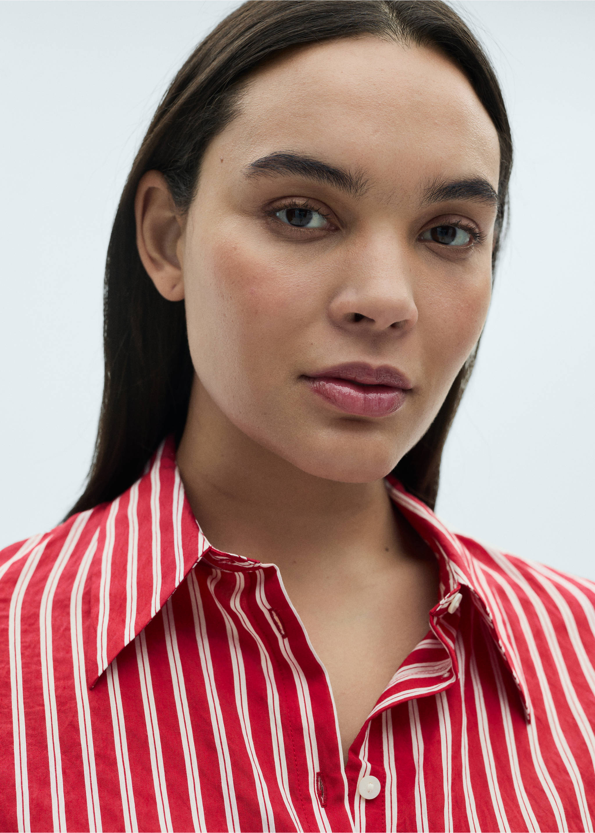 Striped straight shirt - Details of the article 4, Red. Ref: 87044069-00.