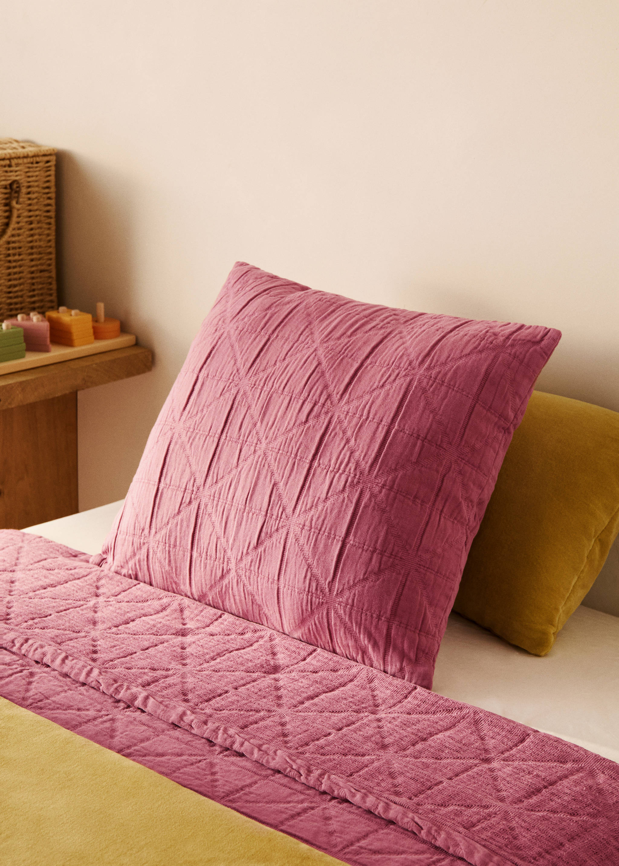 Children's cotton jacquard garment-dyed rhombus cushion cover 40x40 cm - General plane