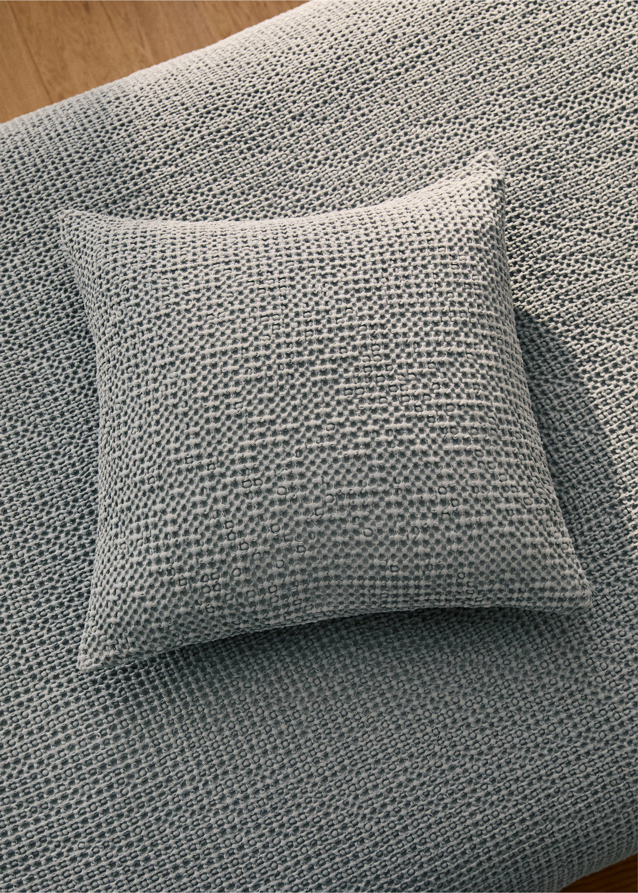Children’s waffle-cotton garment-dyed cushion cover  40x40cm - General plane, Grey. Ref: 87044084-00.