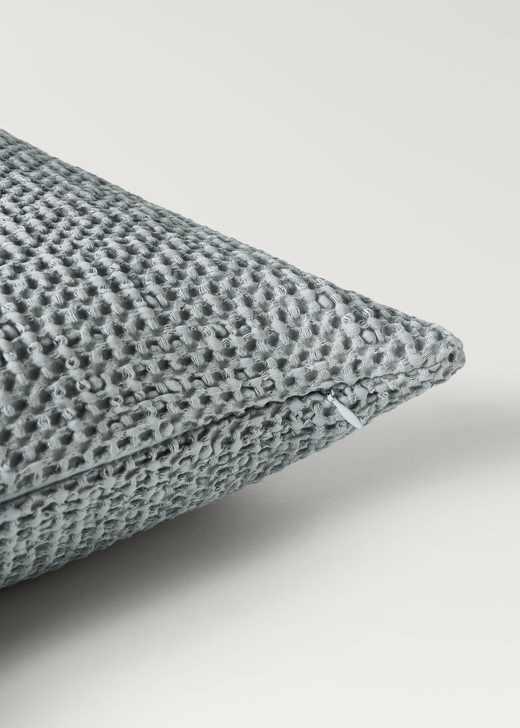 Children’s waffle-cotton garment-dyed cushion cover  40x40cm - Details of the article 3