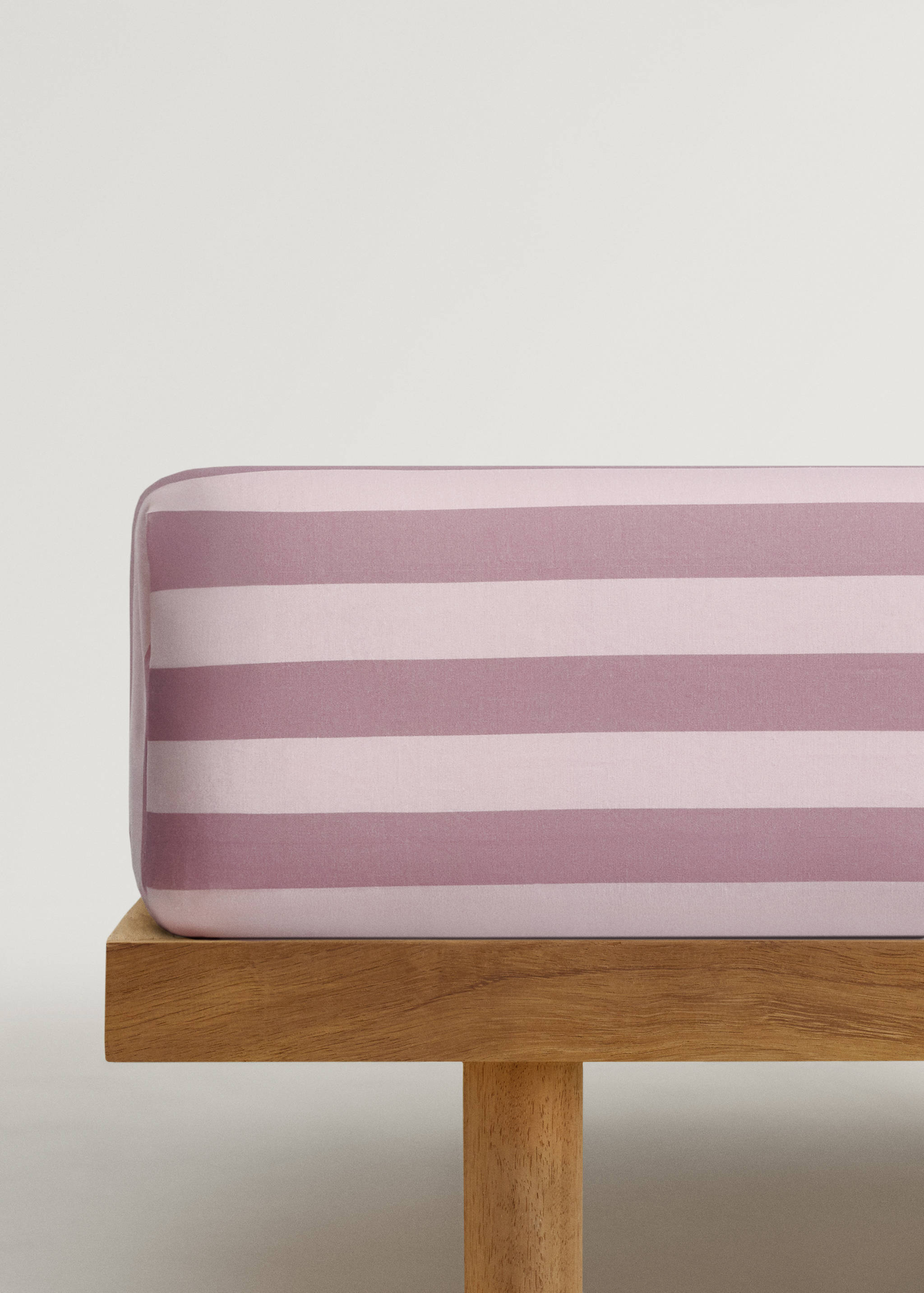 Spannbettlaken aus Baumwoll-Perkal mit breiten Streifen für Kinderbettchen - Artikel ohne Model