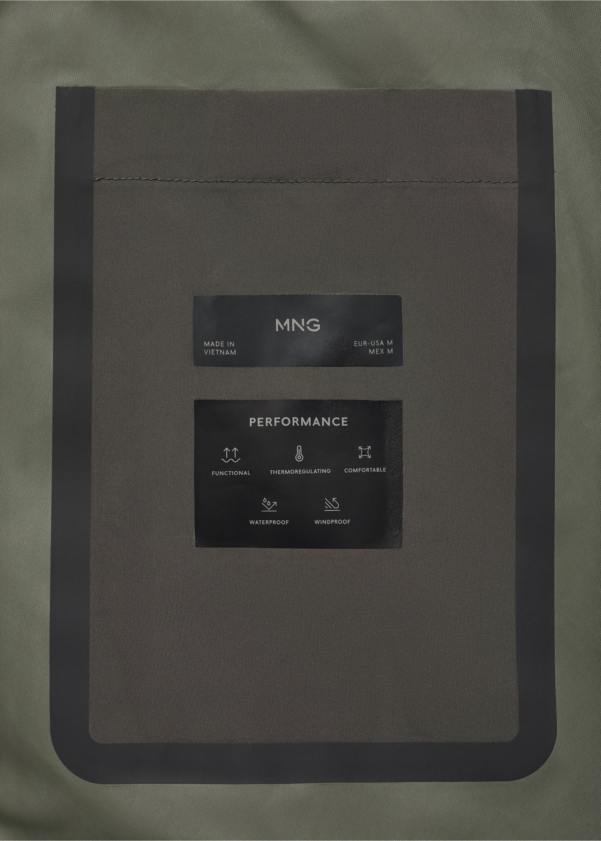 COOLMAX® technology waterproof barn jacket - Details of the article 0, Medium Green. Ref: 87044389-00.