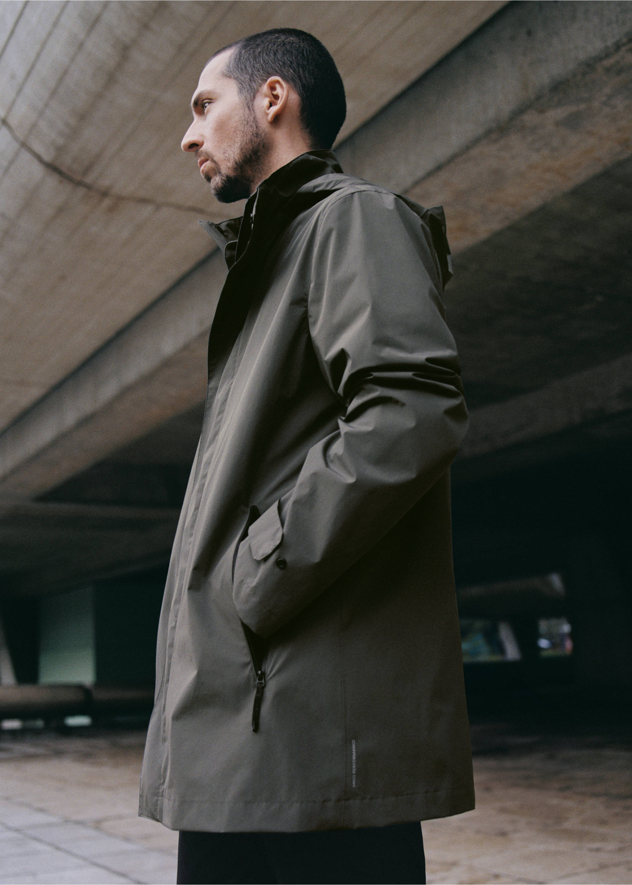 COOLMAX® technology waterproof barn jacket - Details of the article 3, Medium Green. Ref: 87044389-00.