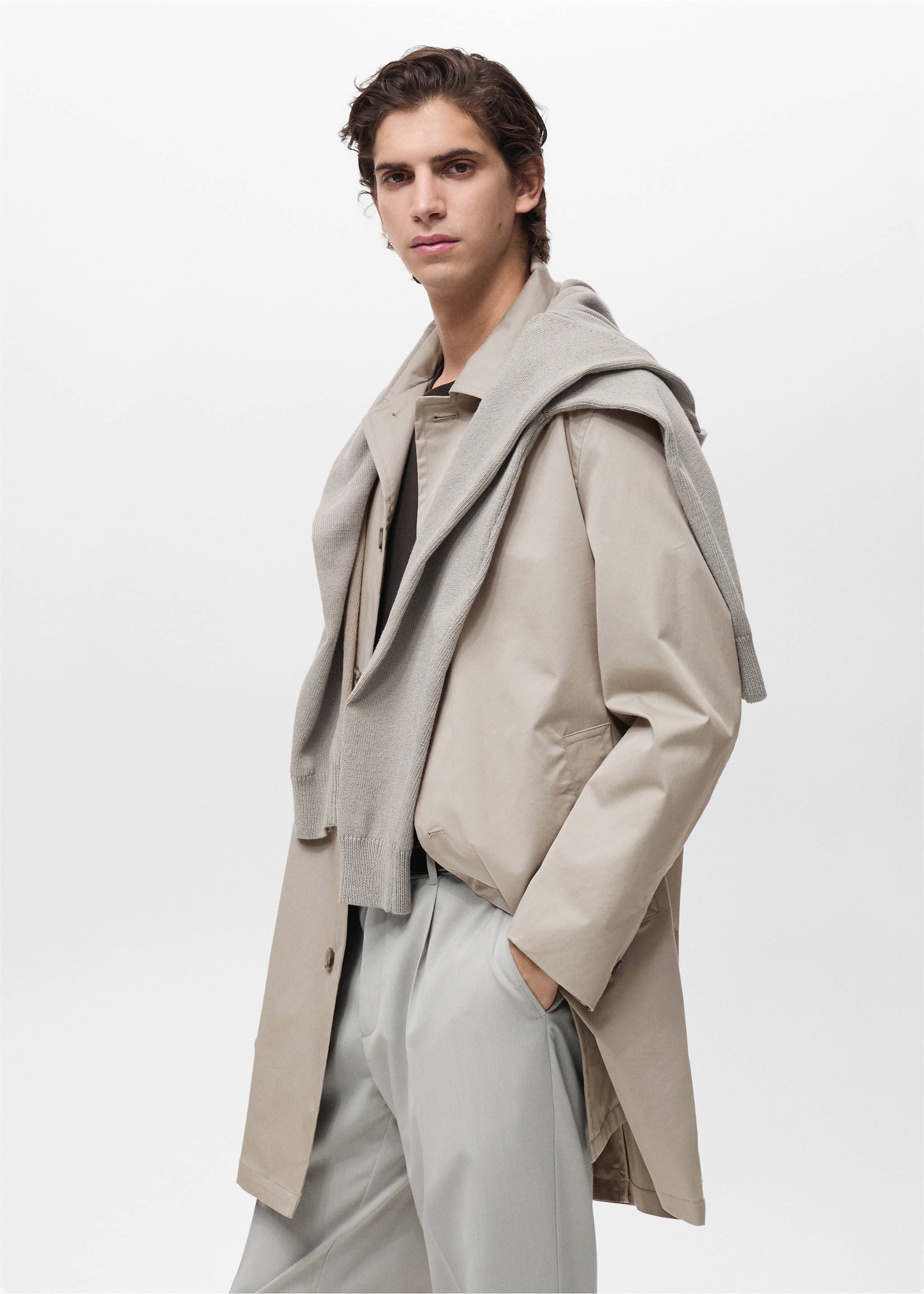 Water-repellent cotton trench coat - Details of the article 2, Ice Grey. Ref: 87044391-00.