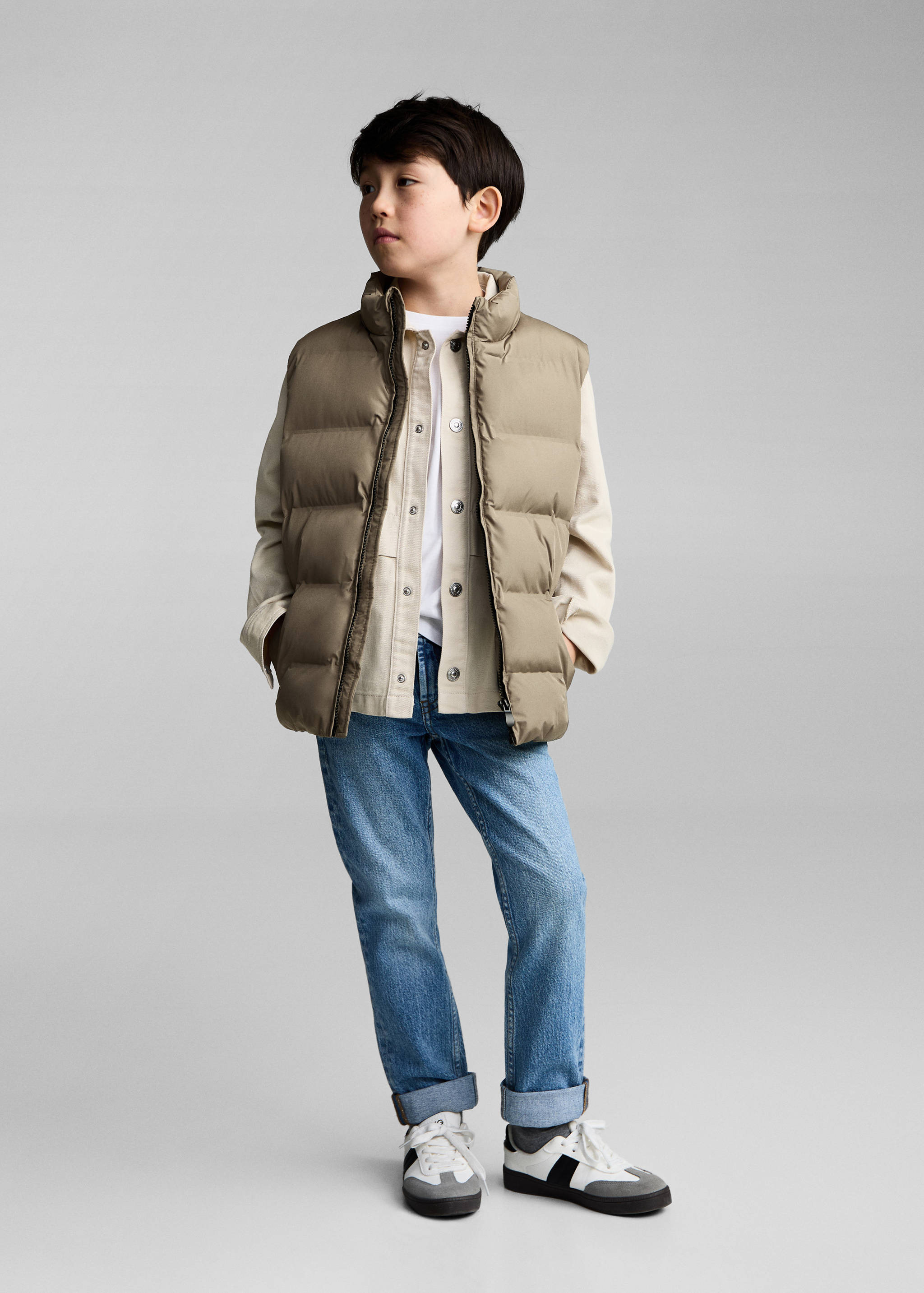 Quilted vest with pockets - General plane