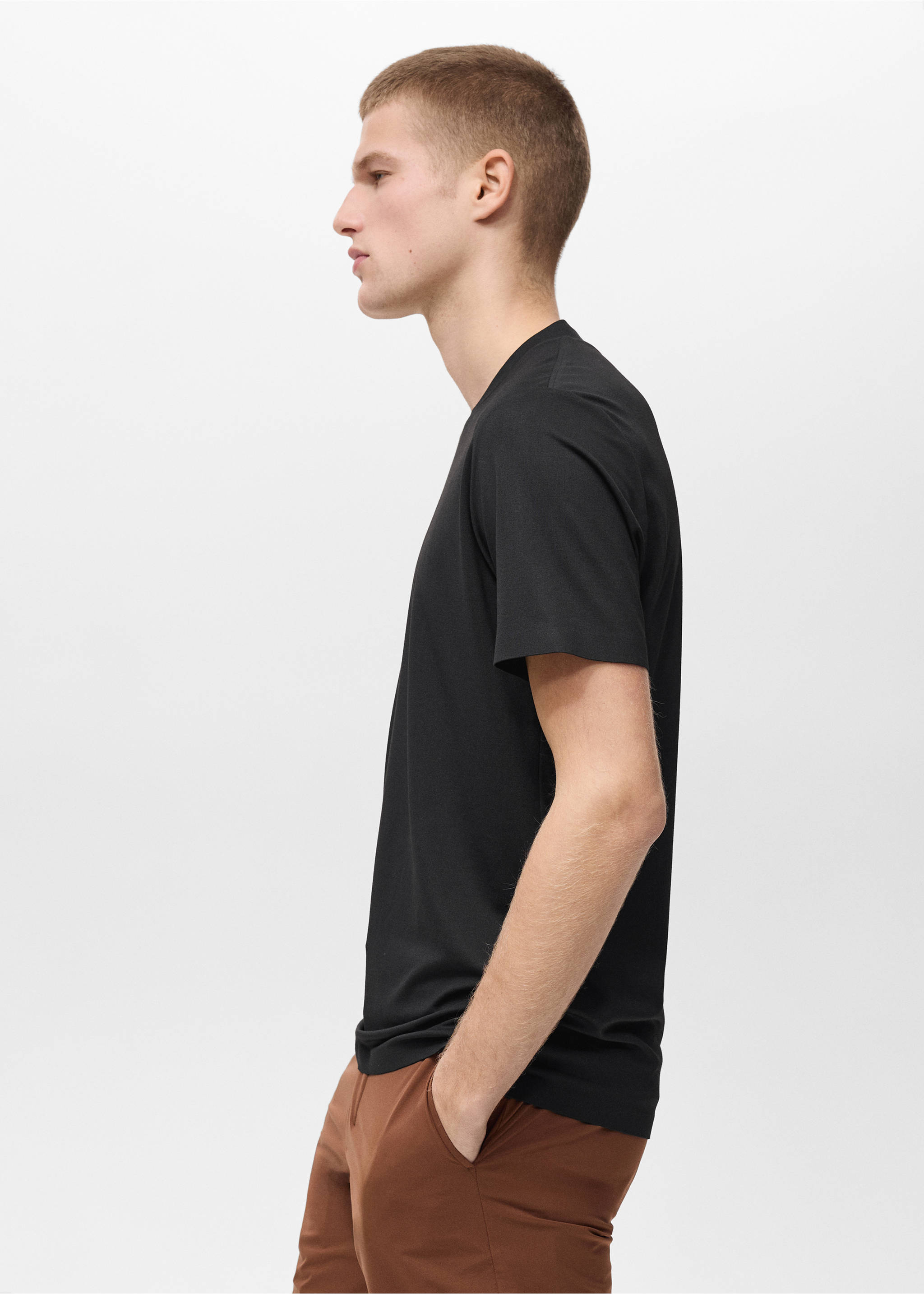 COOLMAX® slim fit T-shirt - Details of the article 2, Black. Ref: 87044406-00.