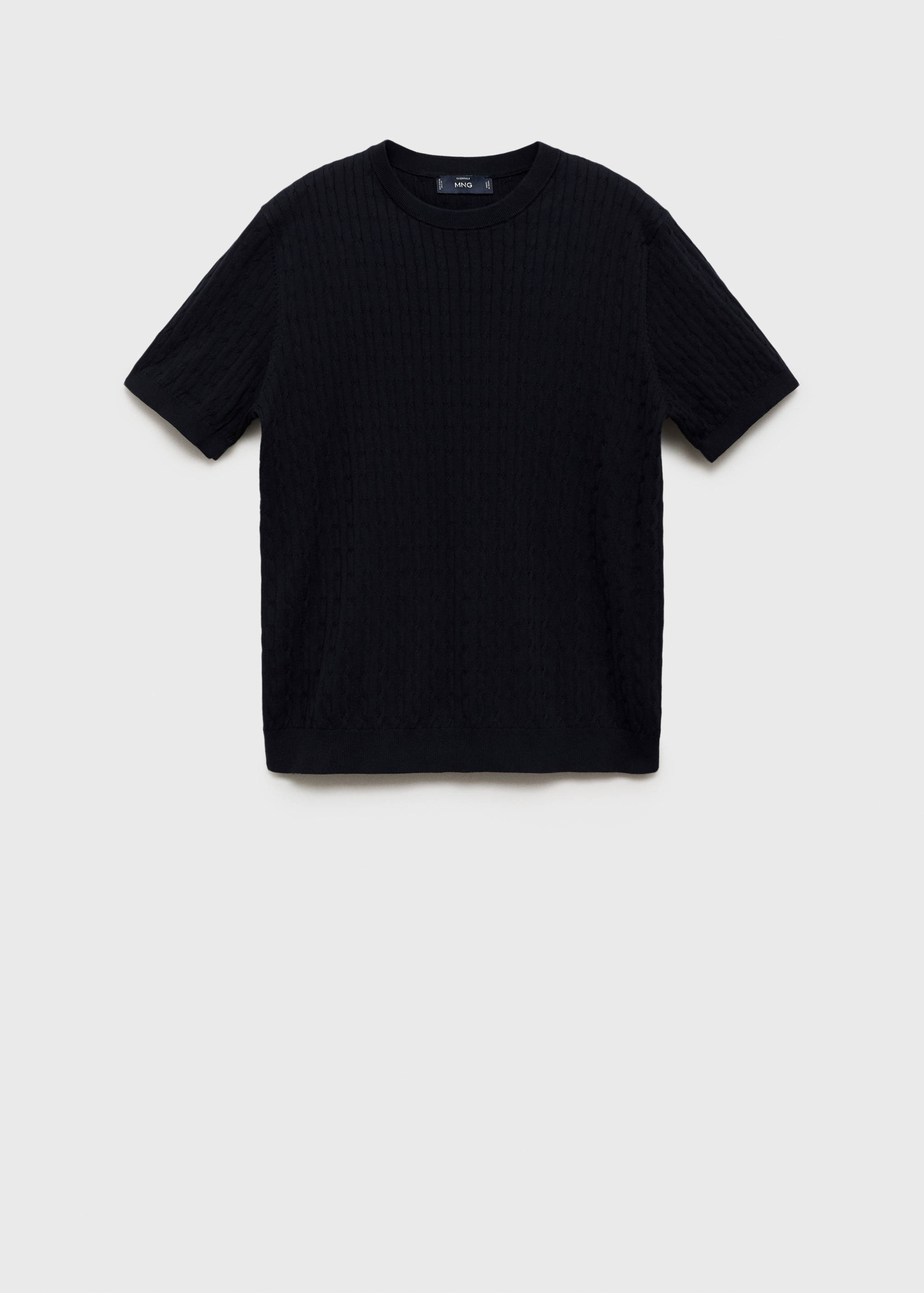 Flätstickad tunn t-shirt - Artikel utan modell