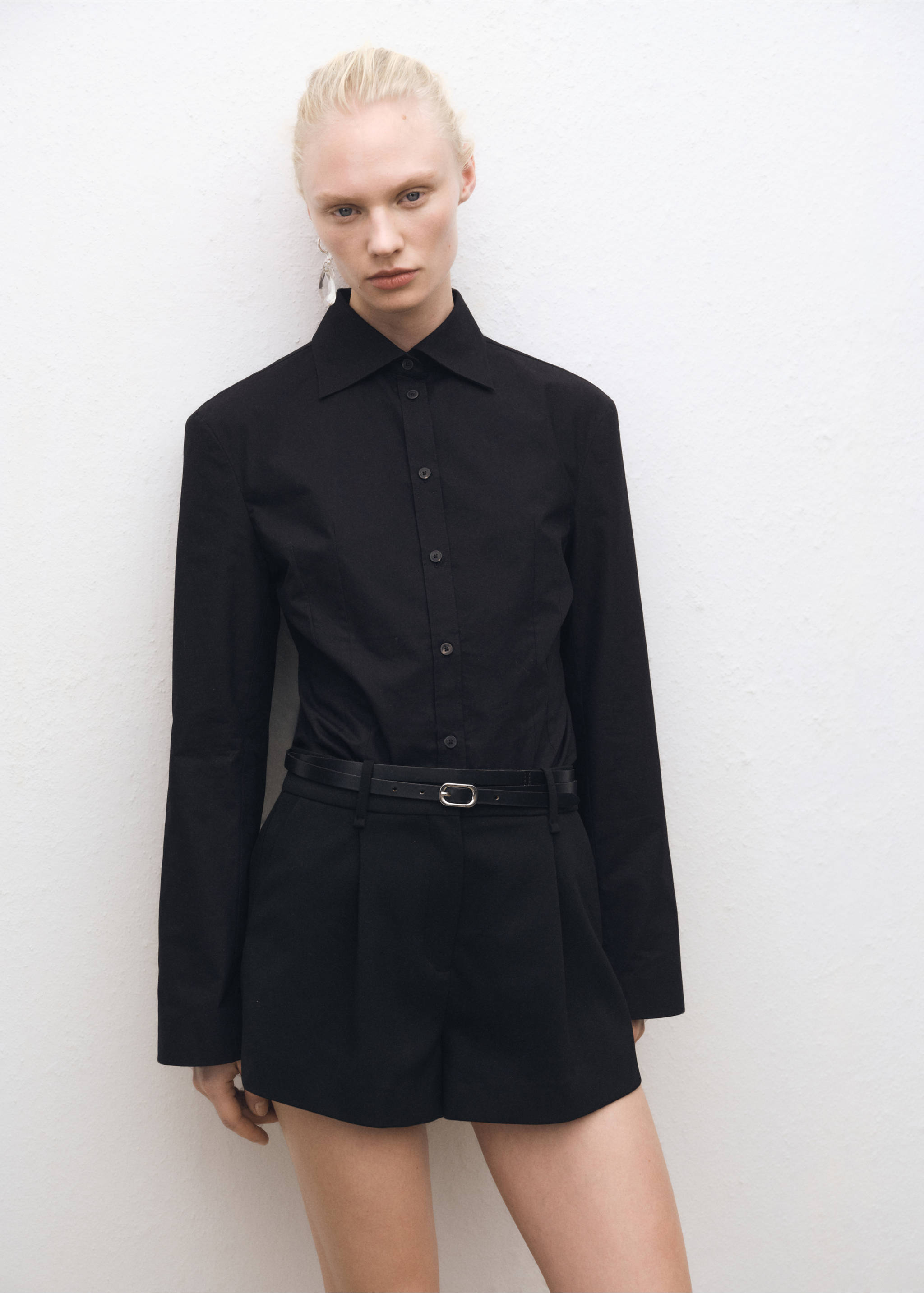 Leather belt with oval buckle - General plane, Black. Ref: 87044418-00.