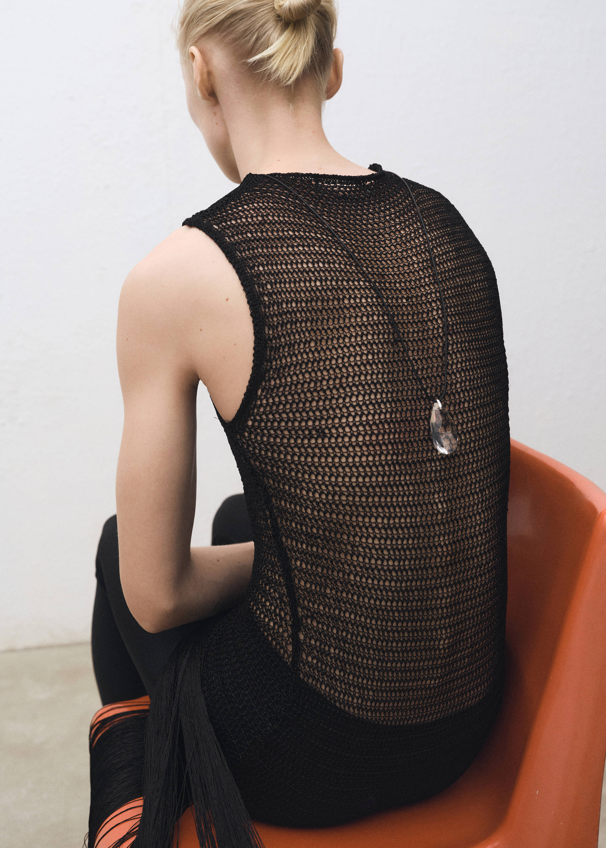 Colier din piele cu pandantiv din sticlă - Detaliu al articolului 9