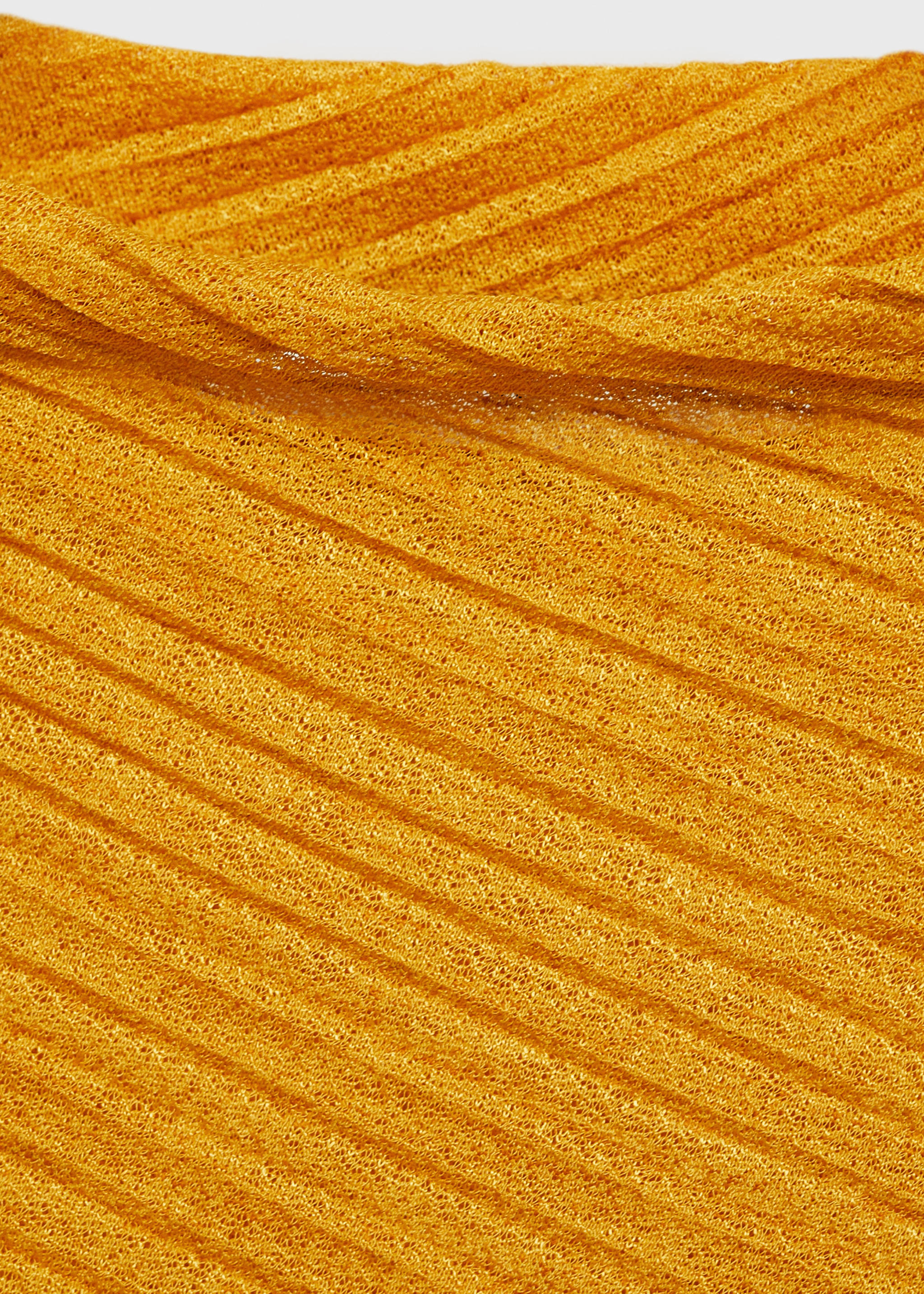 Asymmetrical textured top - Details of the article 8